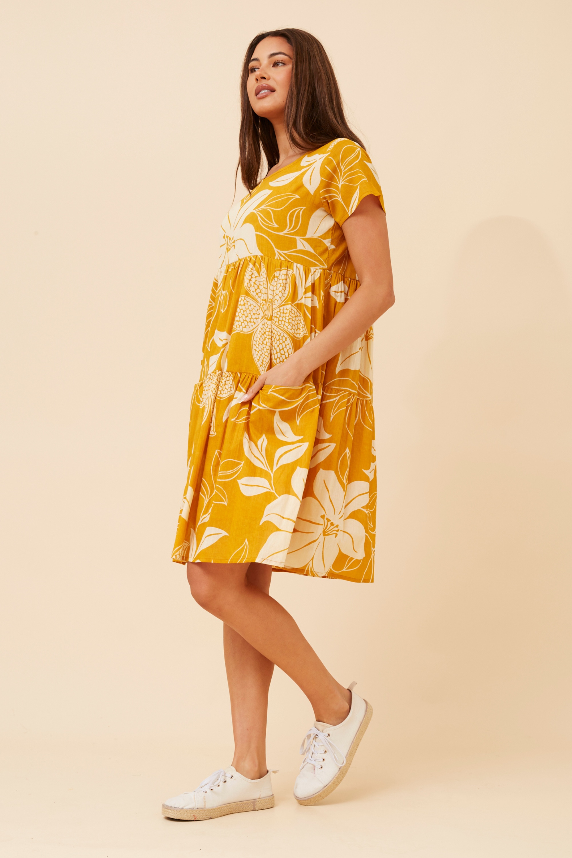 AARNA LEAF PRINT DRESS