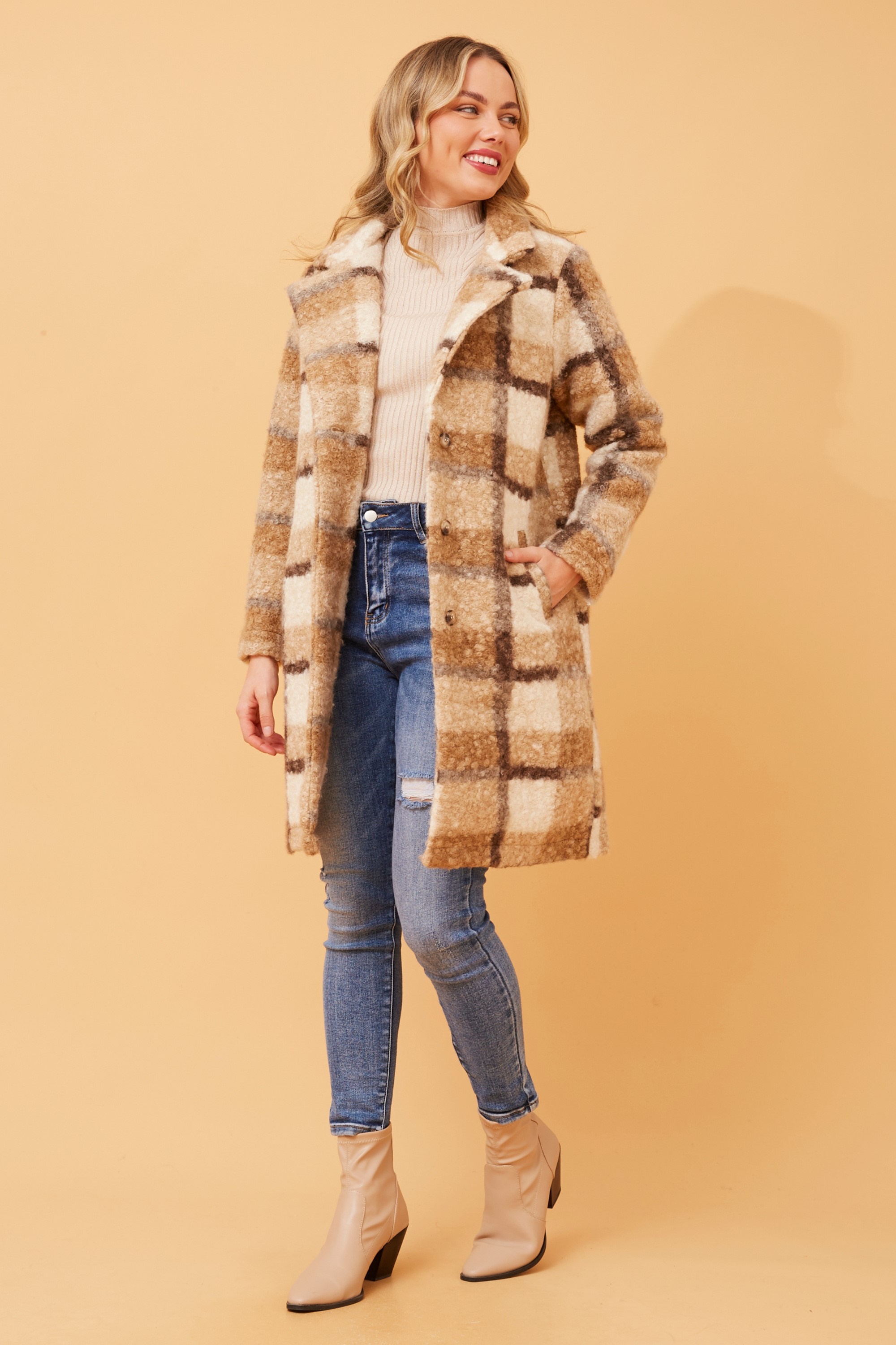 ALASKA CHECK TEDDY FUR COAT