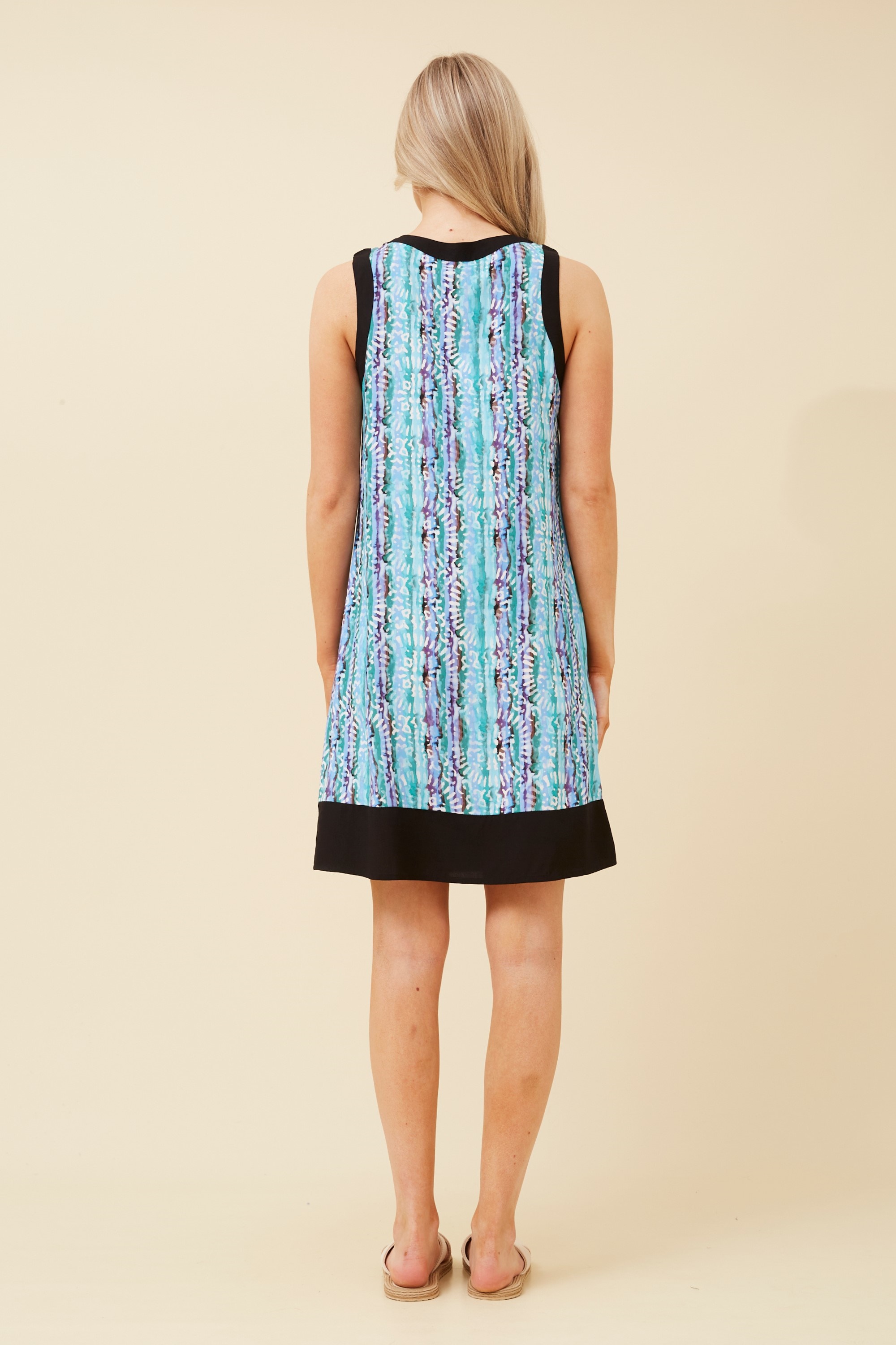 ALEXA ABSTRACT PRINT SHIFT DRESS