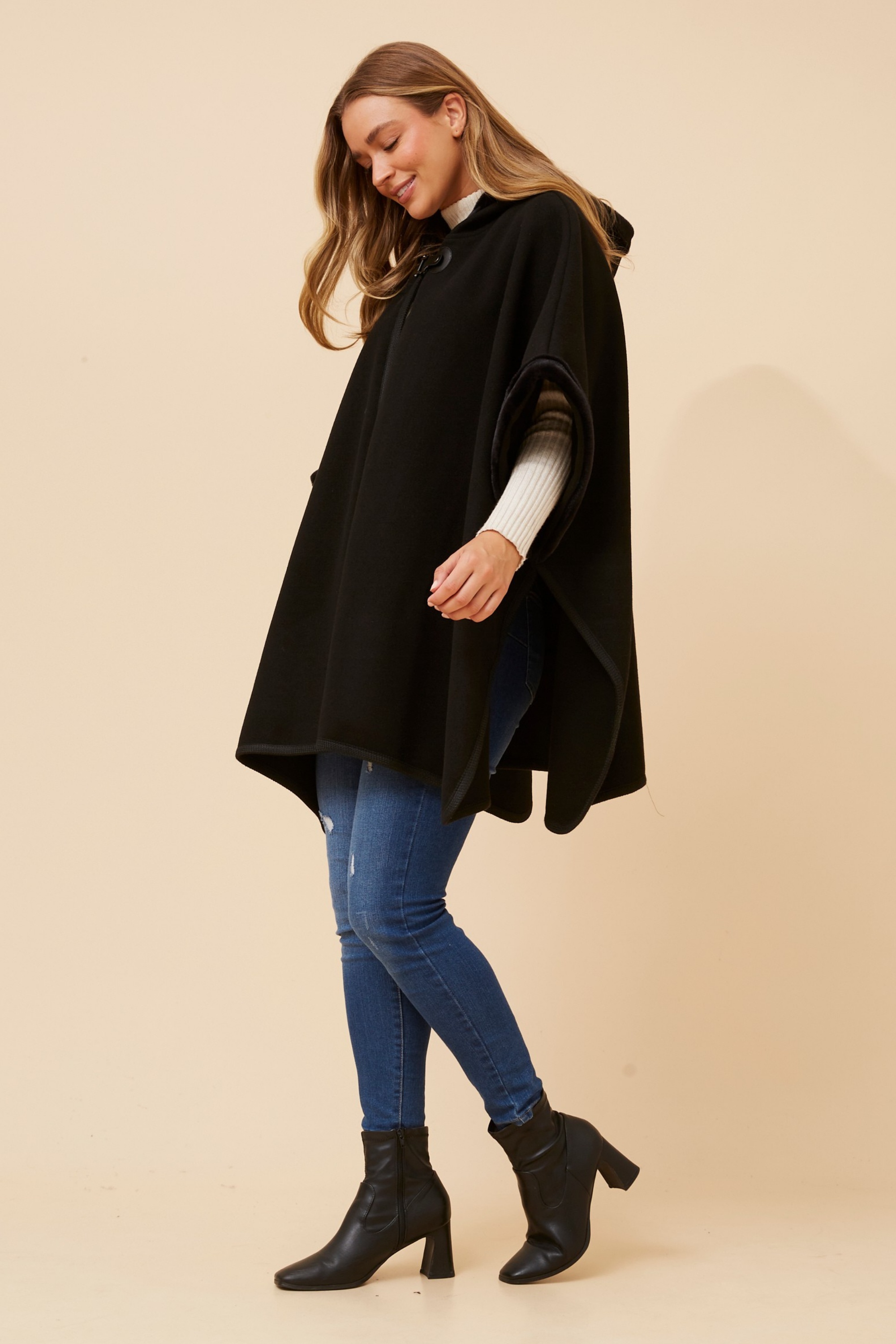 AMBERLYN SOLID PONCHO