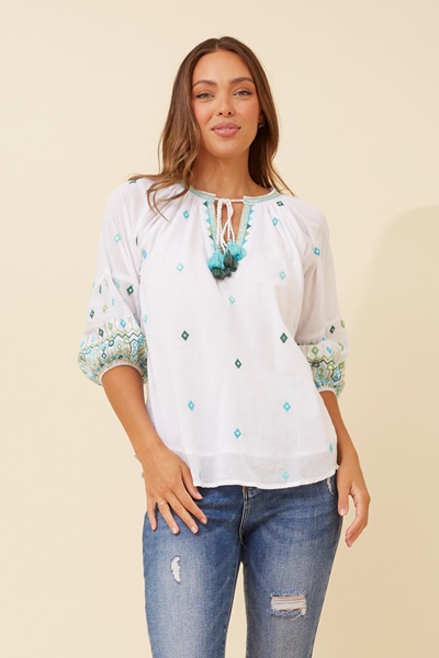 ANAKA EMBROIDERED TOP