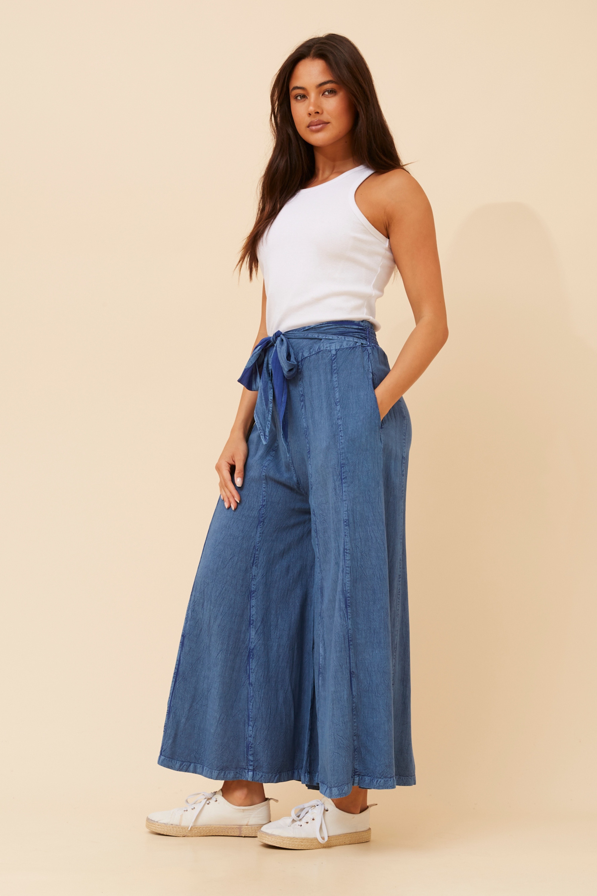 ANETTA FLARE LEG PANTS