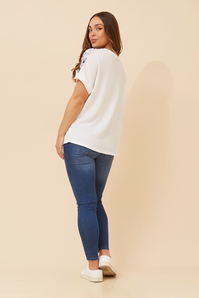 ANIANA FLORAL TOP