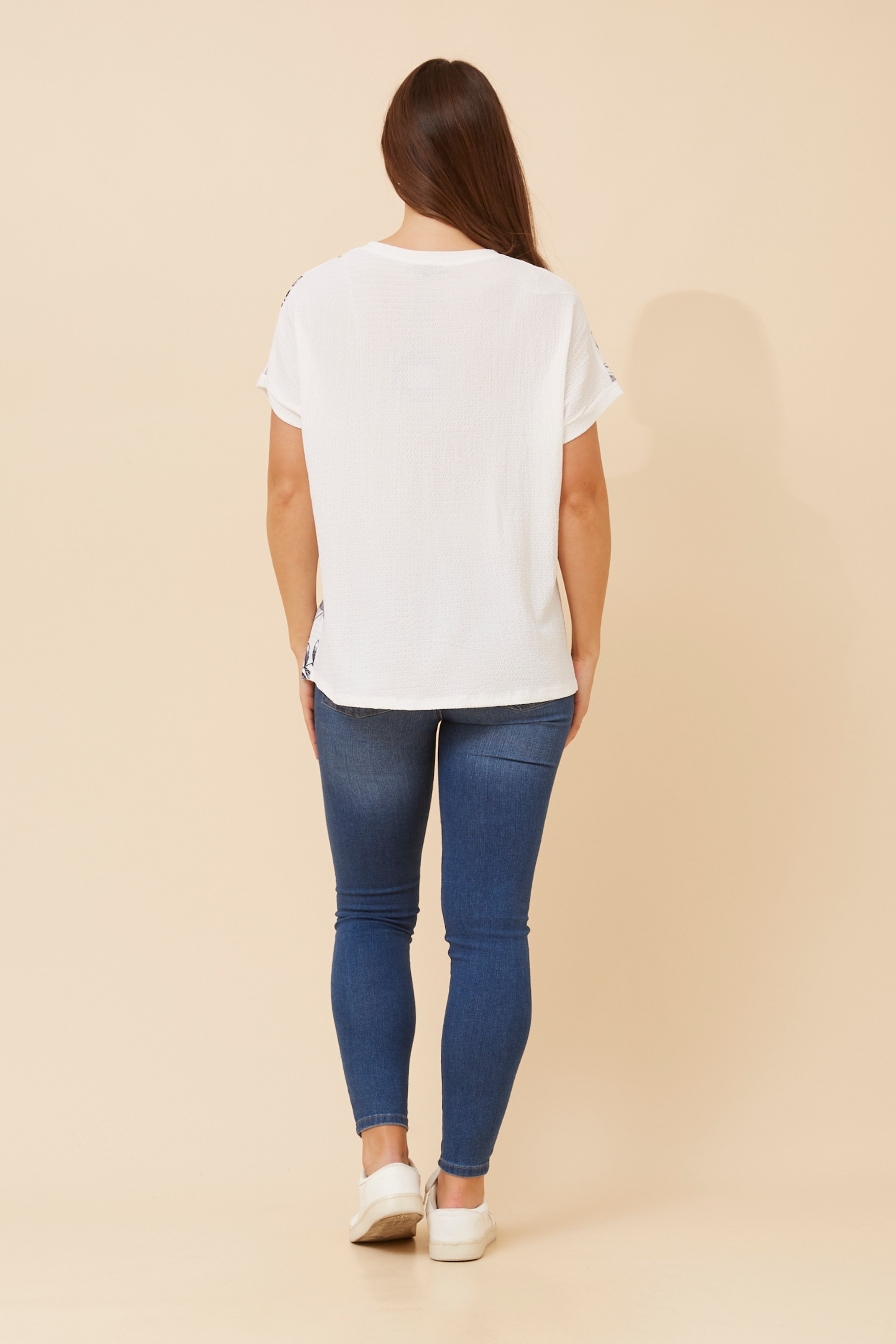 ANIANA LEAF PRINT TOP