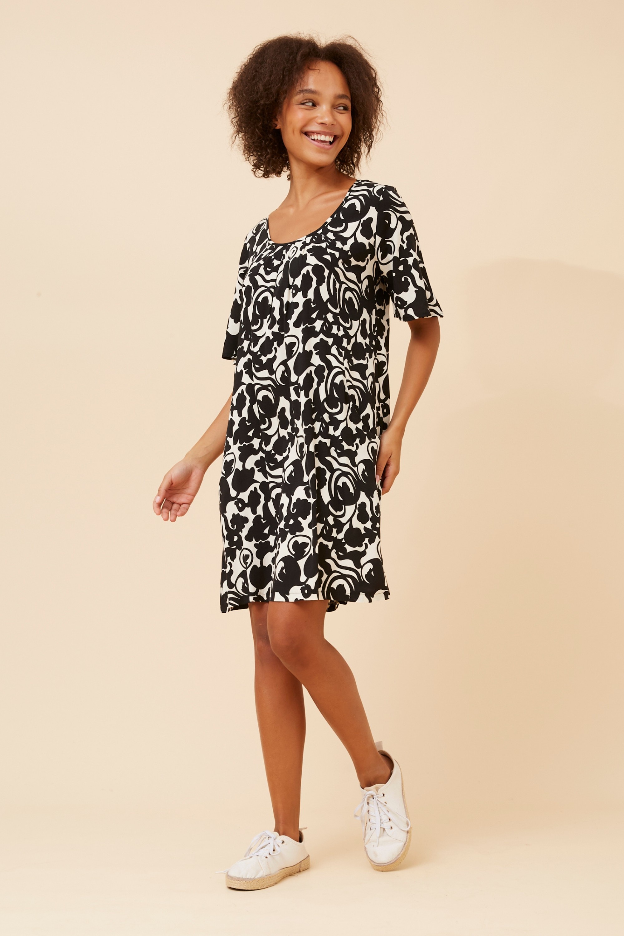 ANIKA ABSTRACT PRINT SHORT DRESS