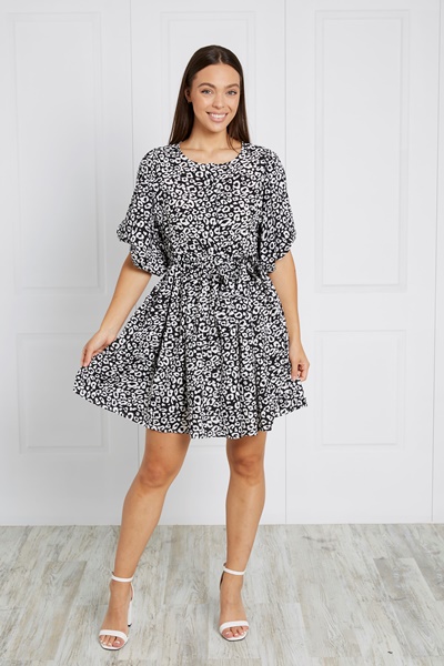 Printed short dresses | FEMME Connection