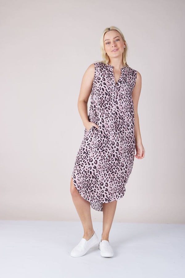 ANIMAL PRINT TUNIC DRESS ANIMAL PRINT TUNIC DRESS