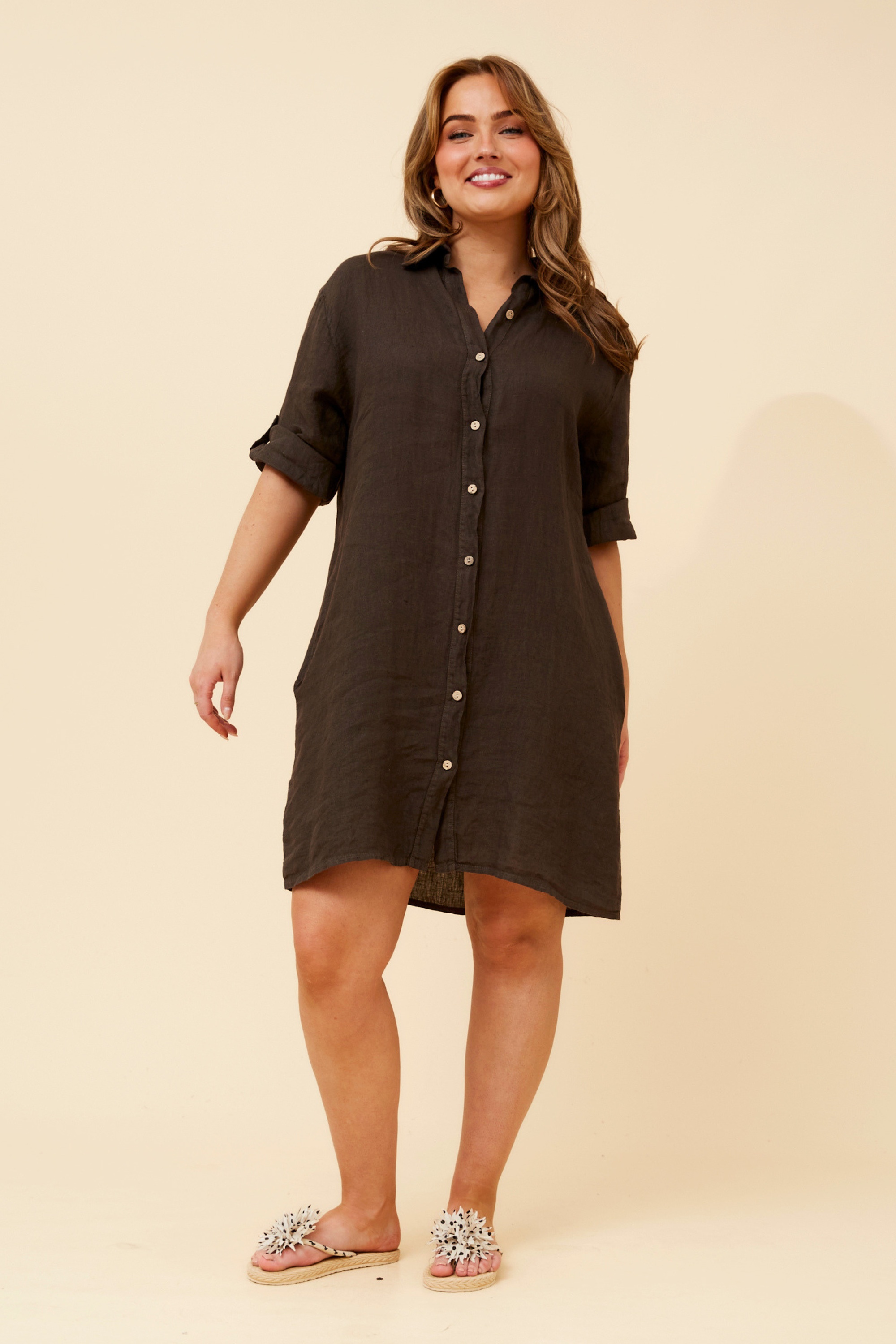 ANNIKA SOLID LINEN SHIFT DRESS