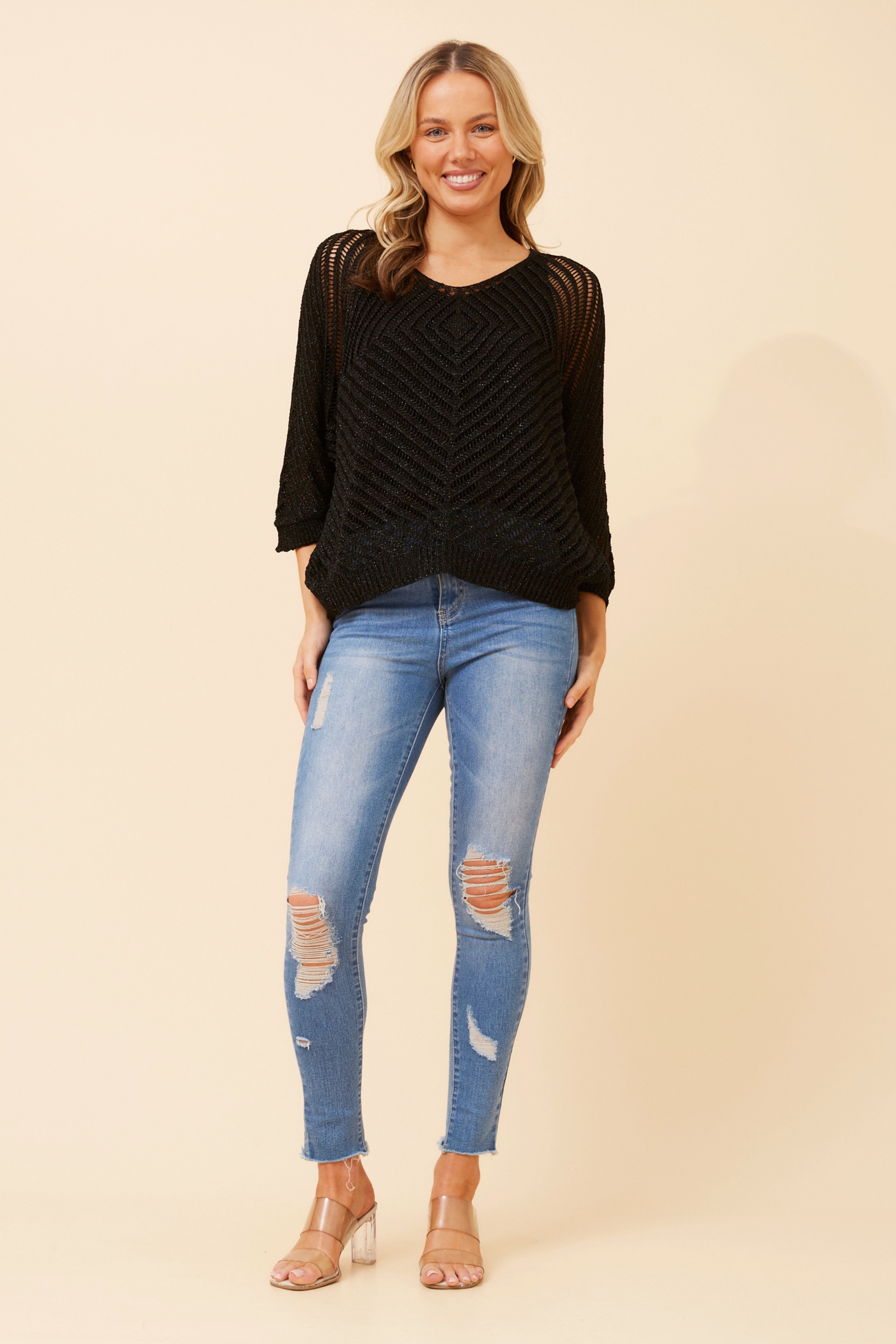 ANORA CROCHET TOP