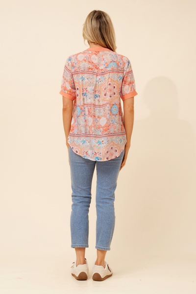 ARCHELLE PATCHWORK PRINT TOP