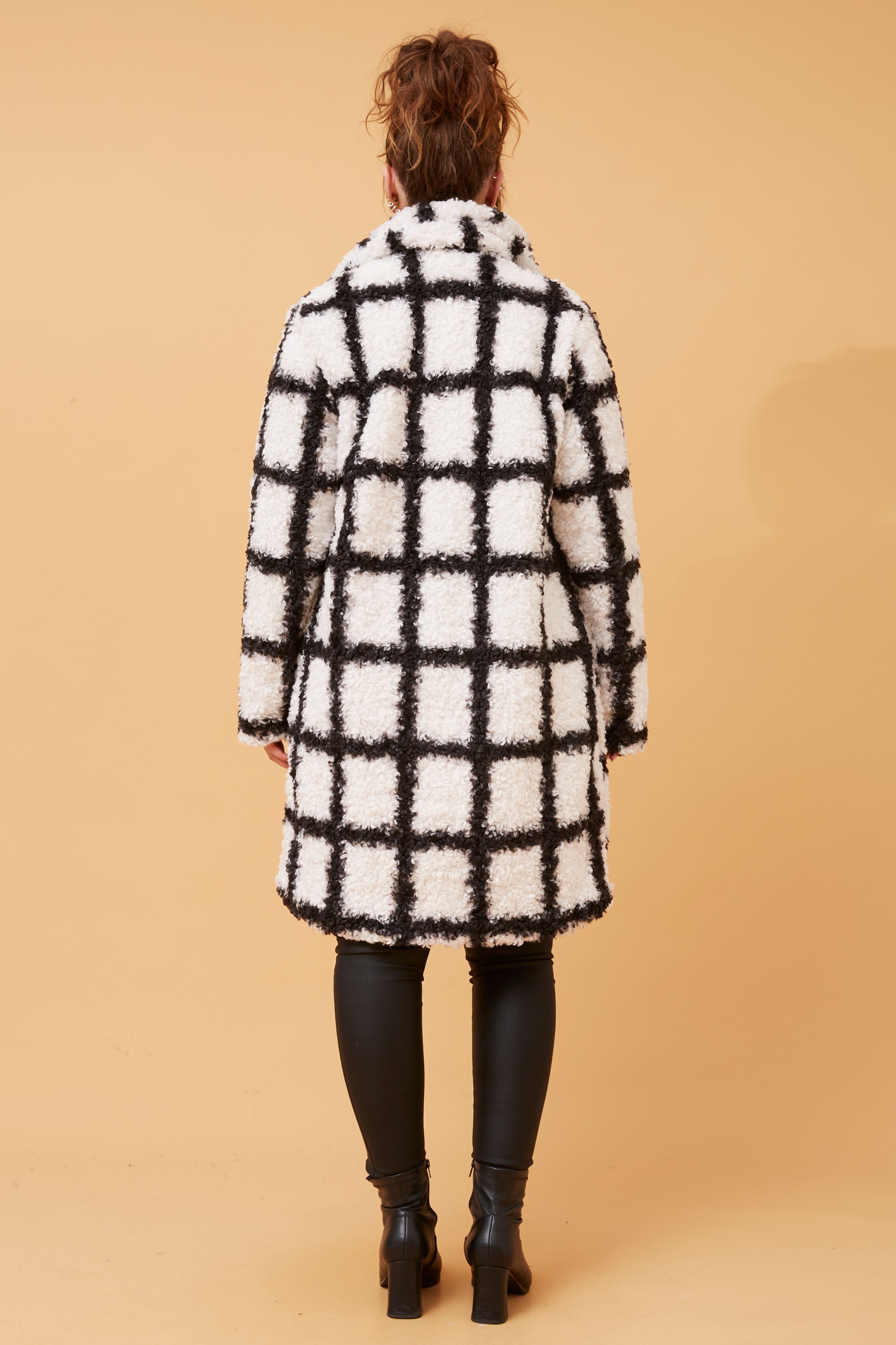 AUSTEN TEDDY CHECK COAT