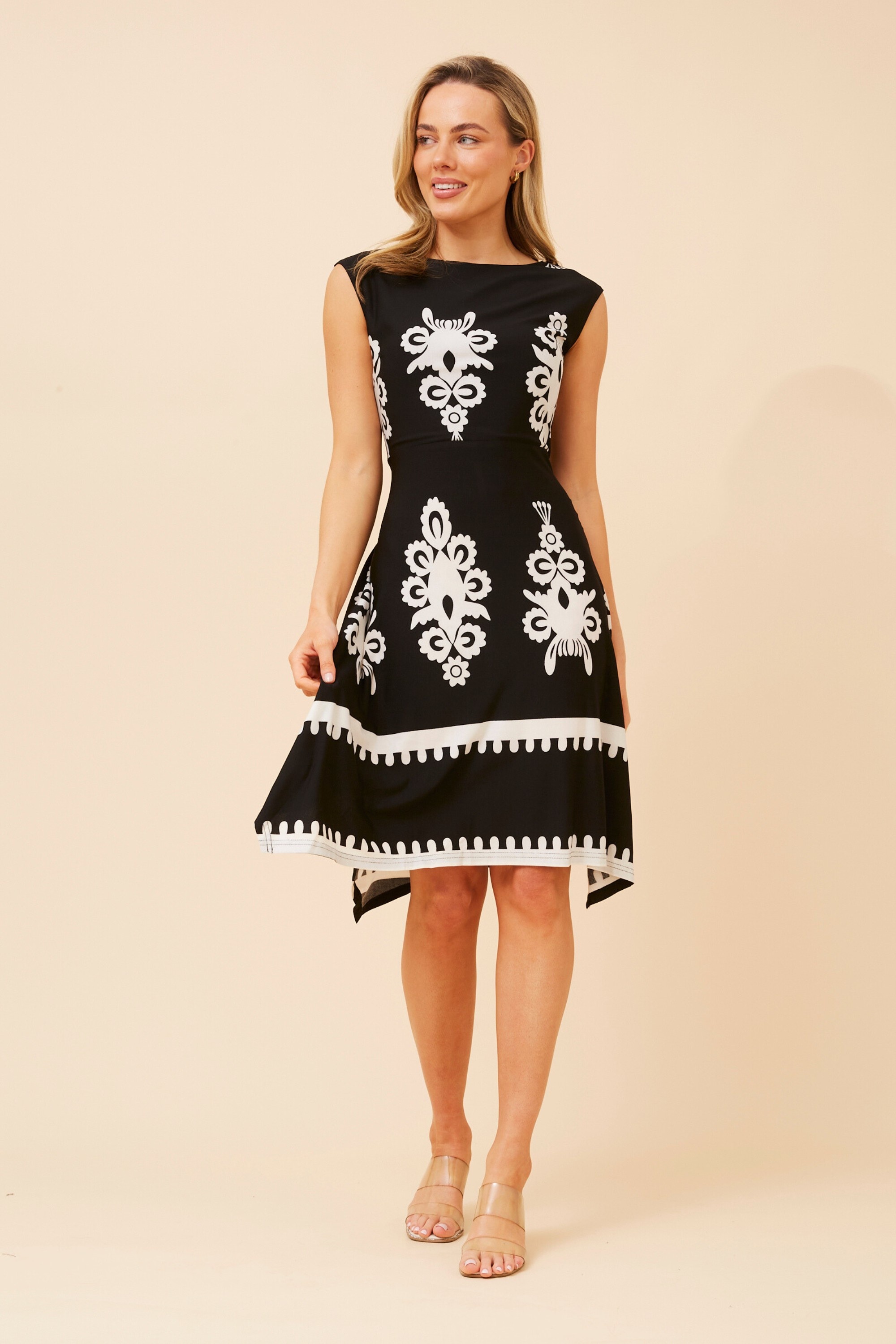 AVERY BORDER PRINT DRESS