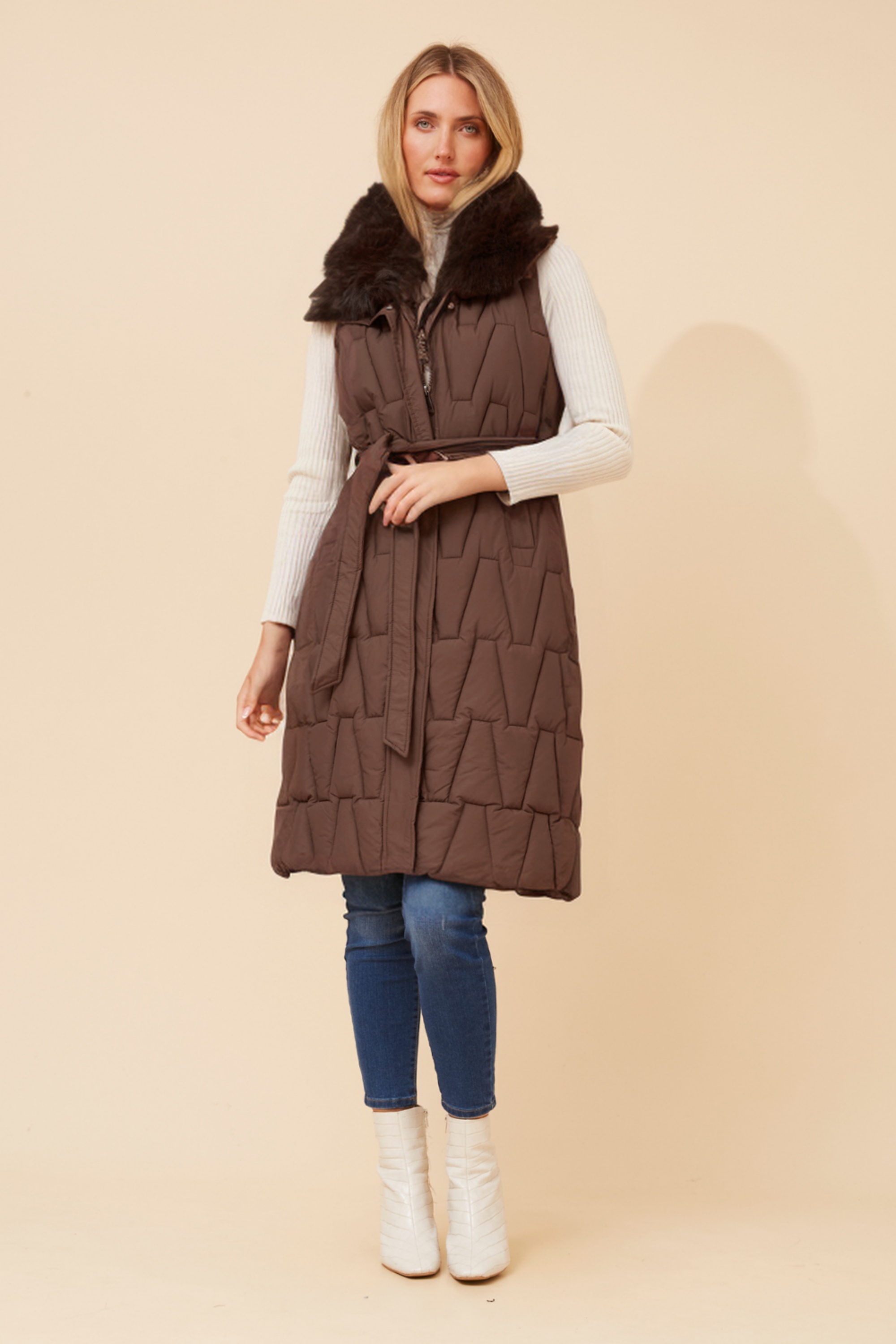 BANKS SOLID PUFFER VEST