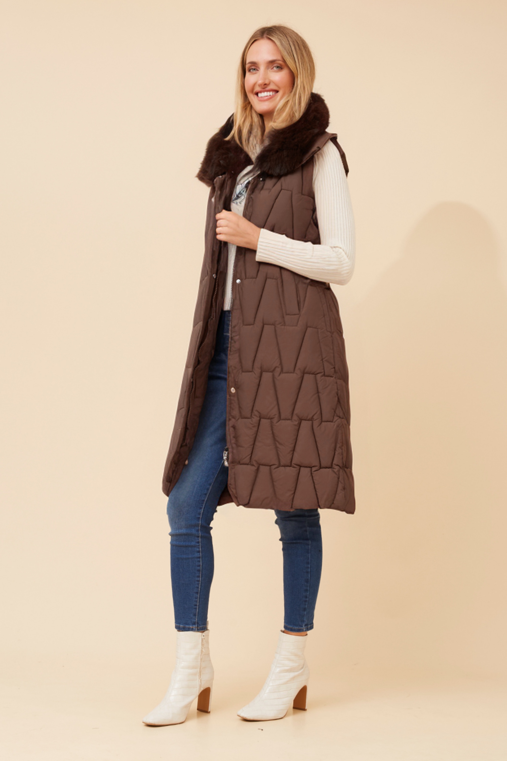BANKS SOLID PUFFER VEST
