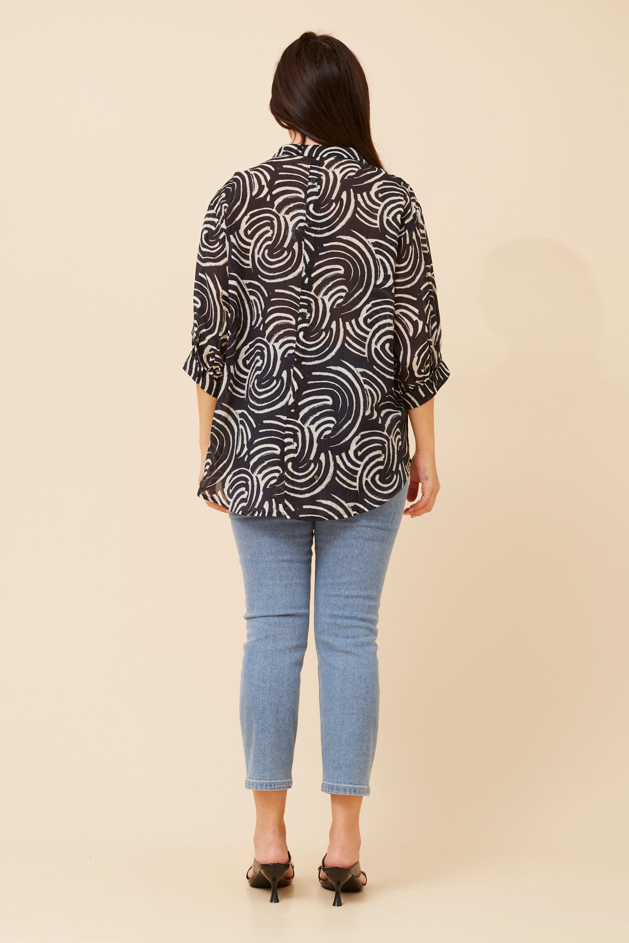 BELINA ABSTRACT PRINT SHIRT