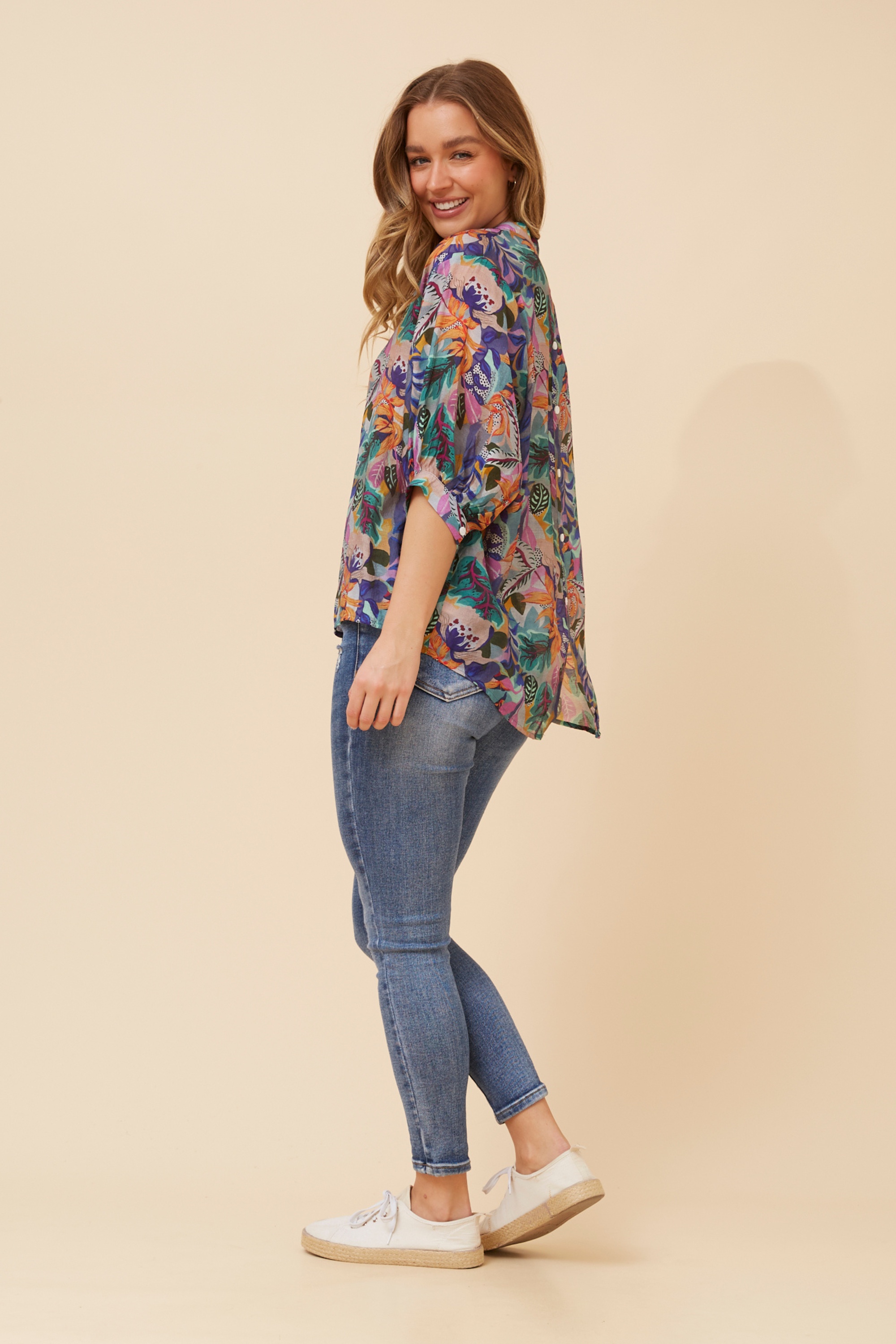 BELINA TROPICAL PRINT SHIRT