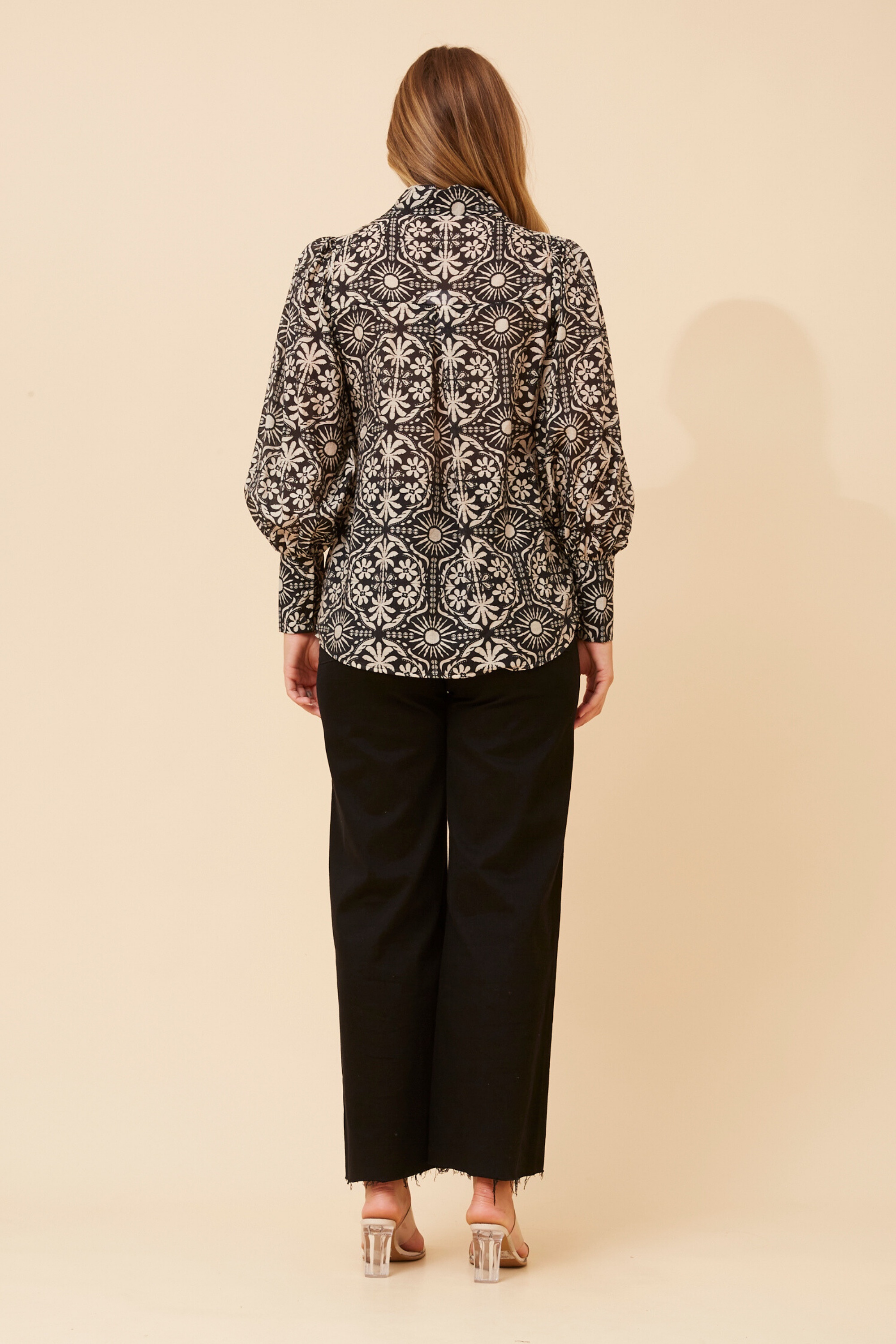 BELLE ABSTRACT PRINT SHIRT