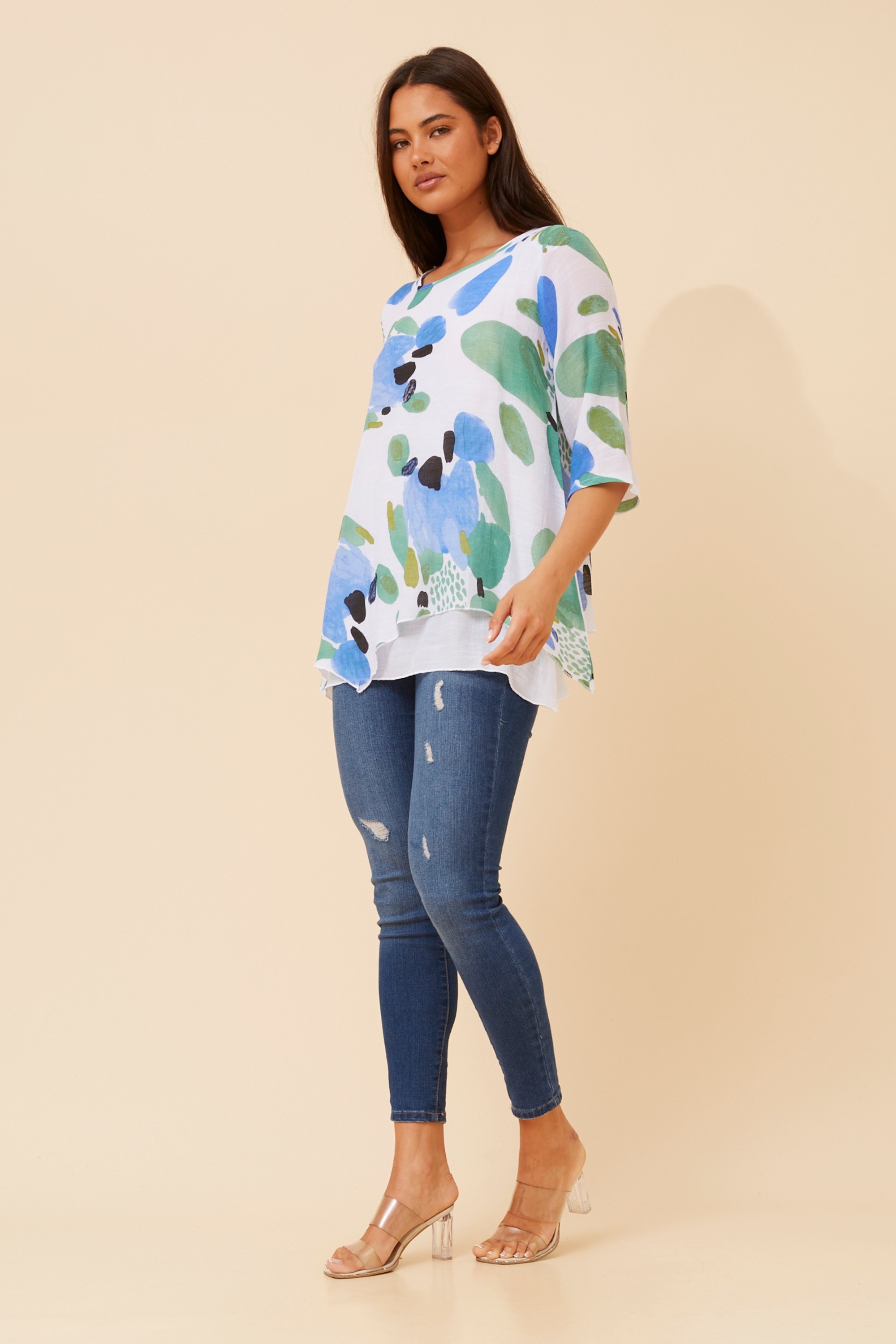 BENI DOUBLE LAYER PRINTED TOP