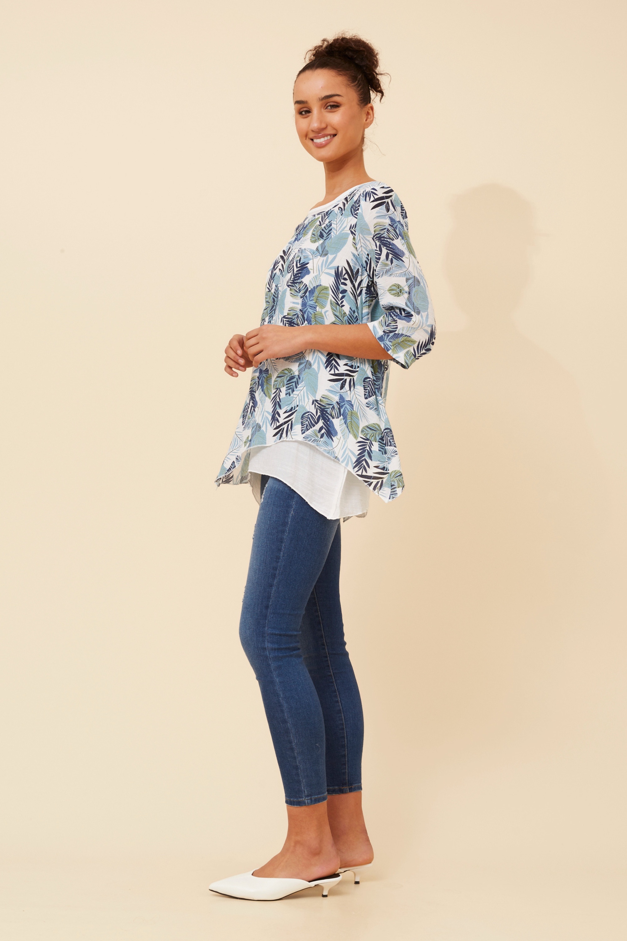 BENI LEAF PRINT TOP