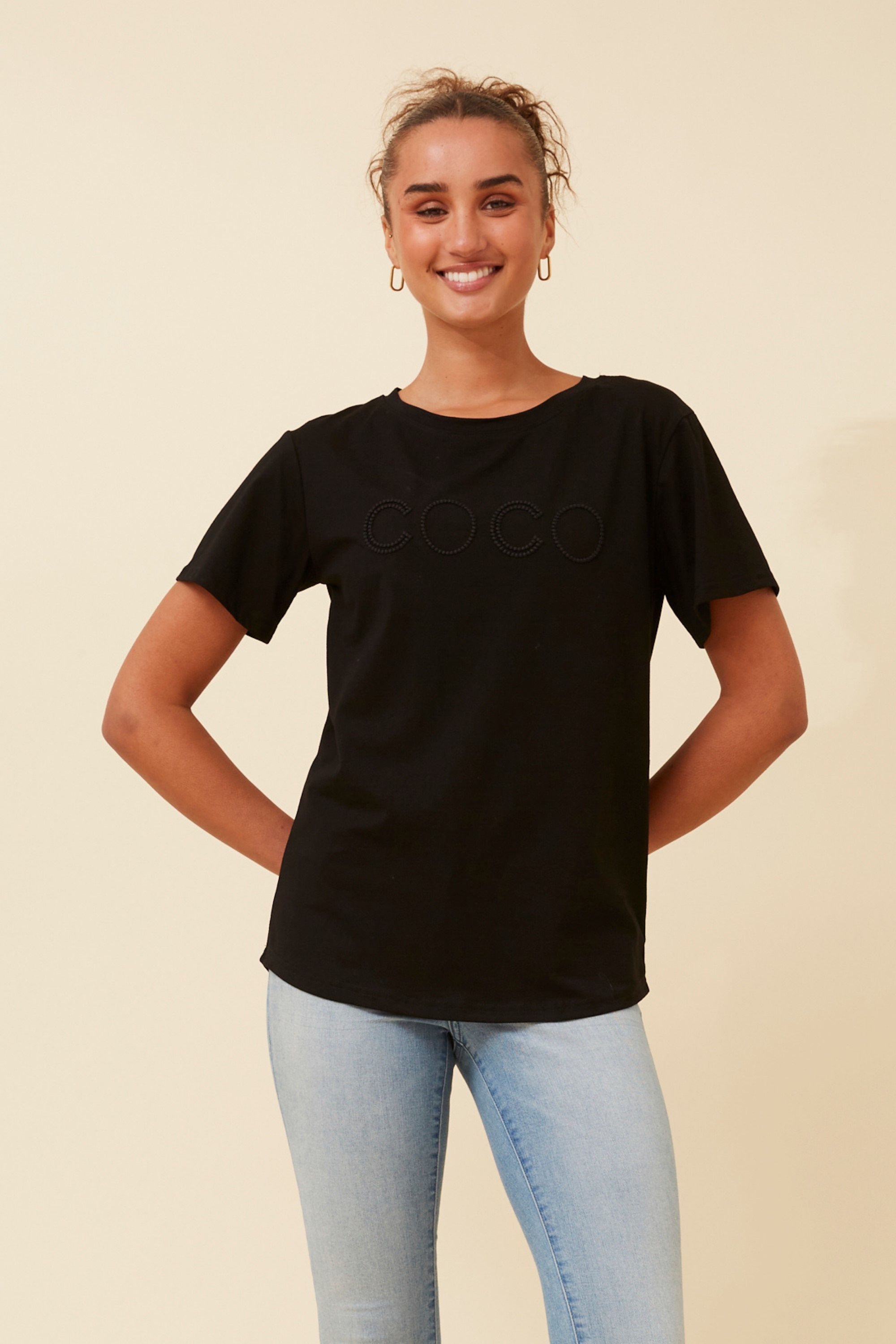 BINDI COCO EMBROIDERED TEE