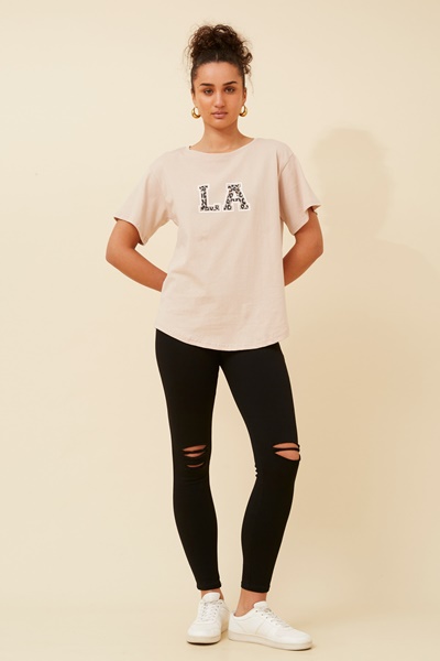 BINDI GRAPHIC PRINT TEE