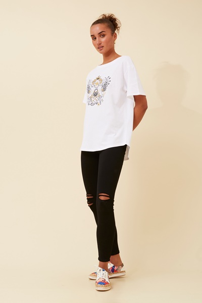 BINDI GRAPHIC PRINT TEE