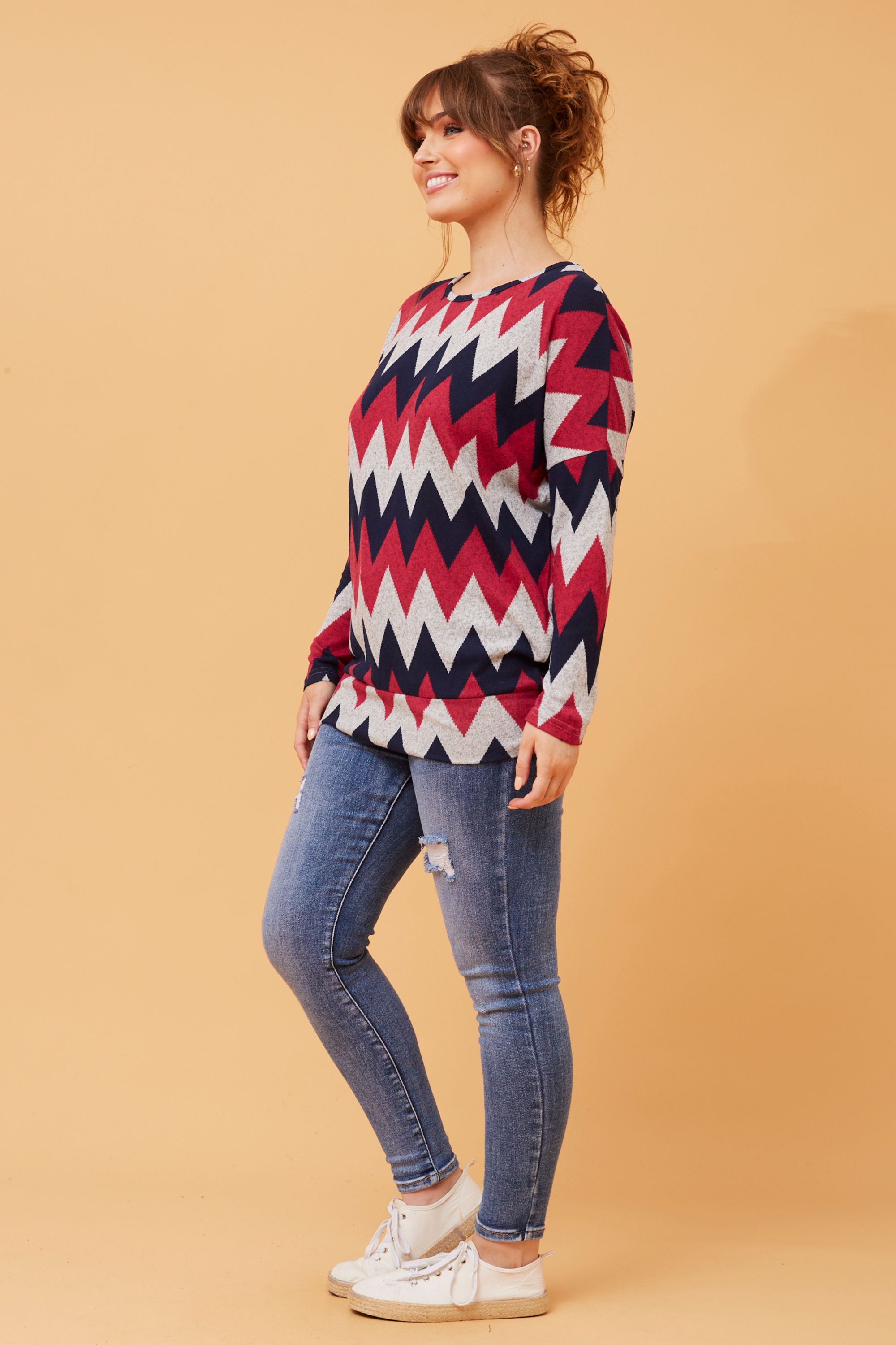 BIRD CHEVRON PRINT TOP