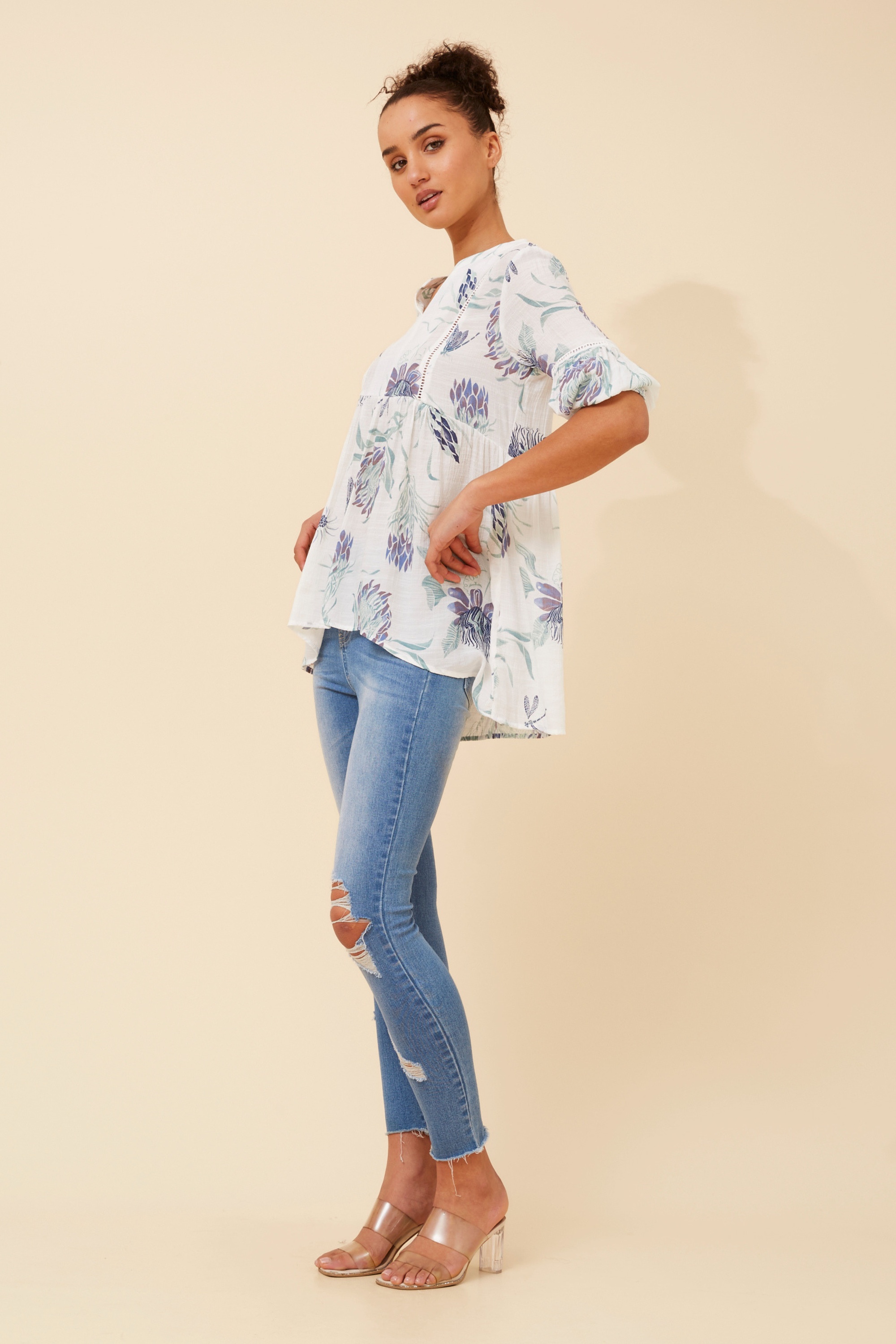 BRANDI FLORAL LACE TOP