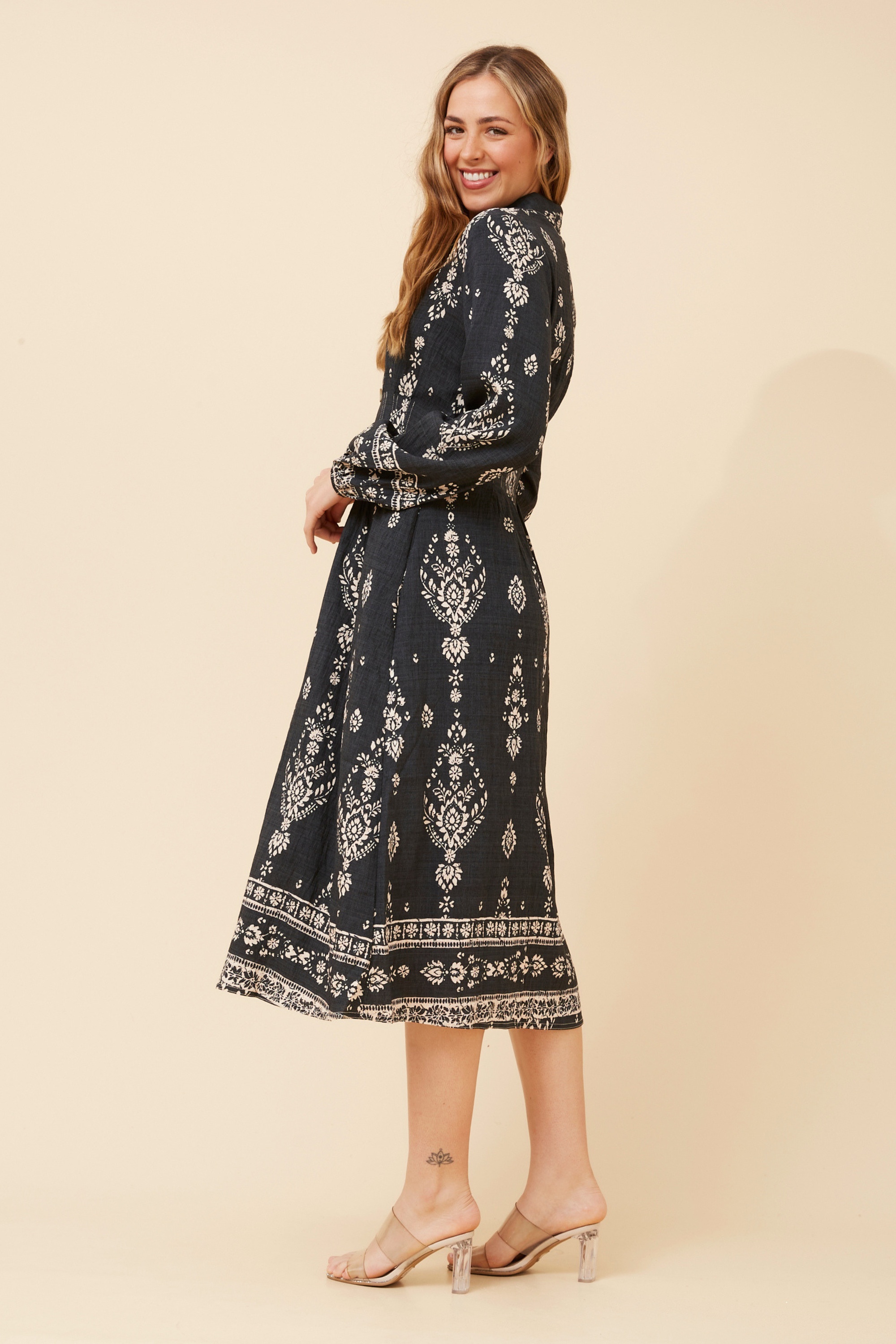BREETA BORDER PRINT MIDI DRESS