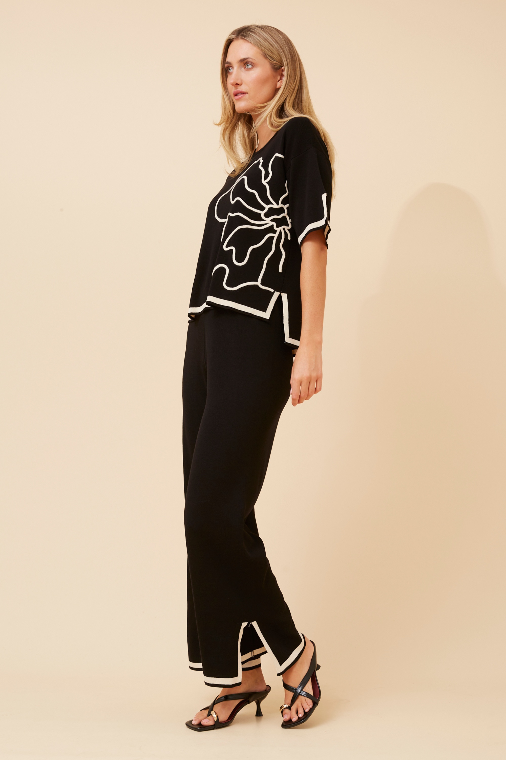 BRITTA TWO-PIECE KNITTED SET