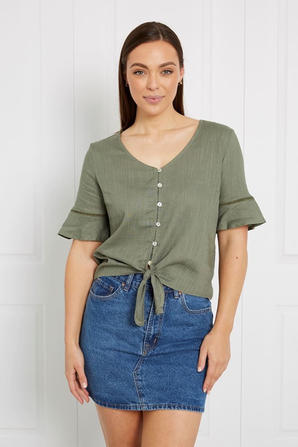 BUTTON FRONT KNOTTED TOP