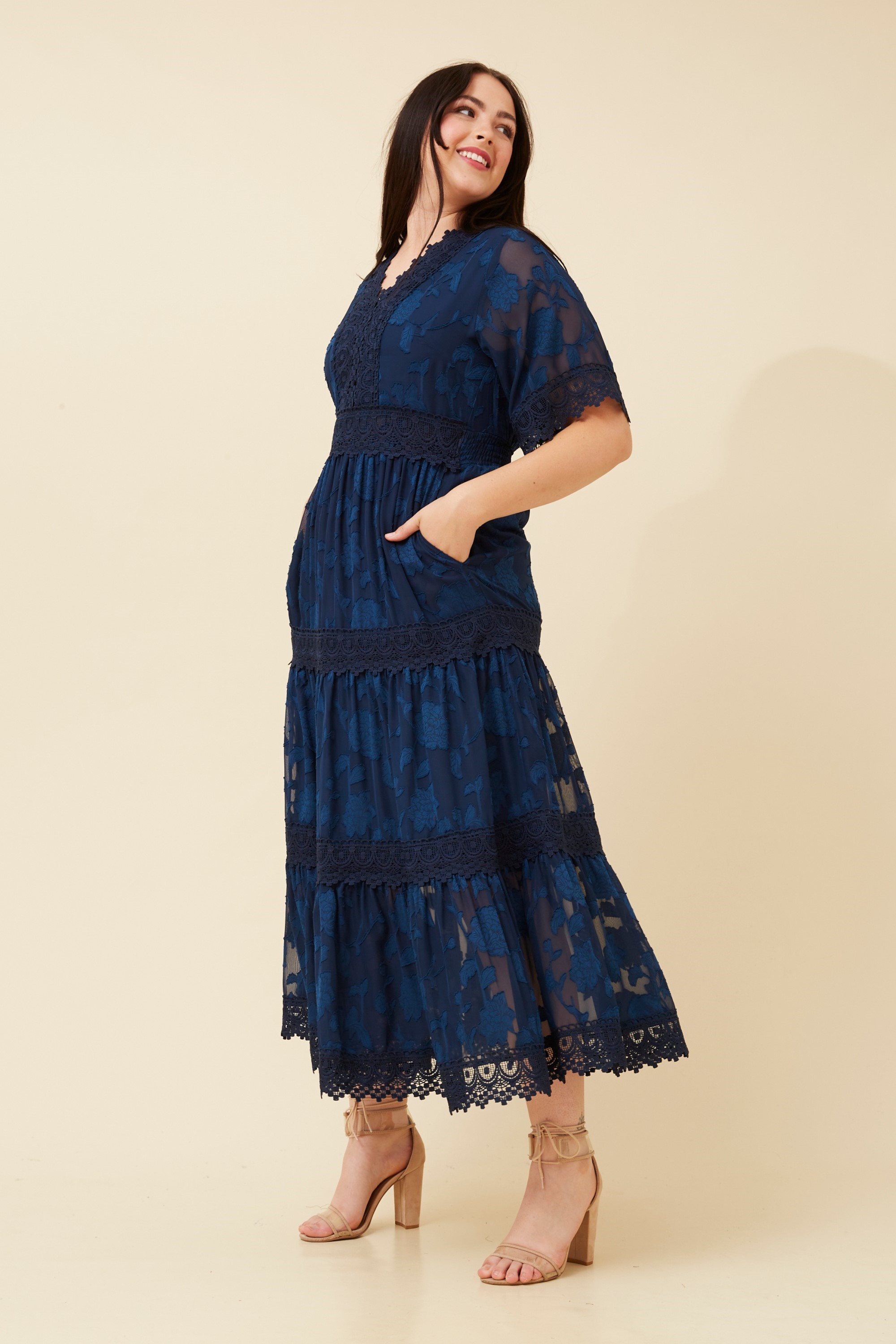 BYRON LACE MAXI DRESS