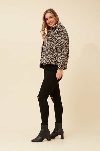 CARDELLE ANIMAL PRINT JACKET