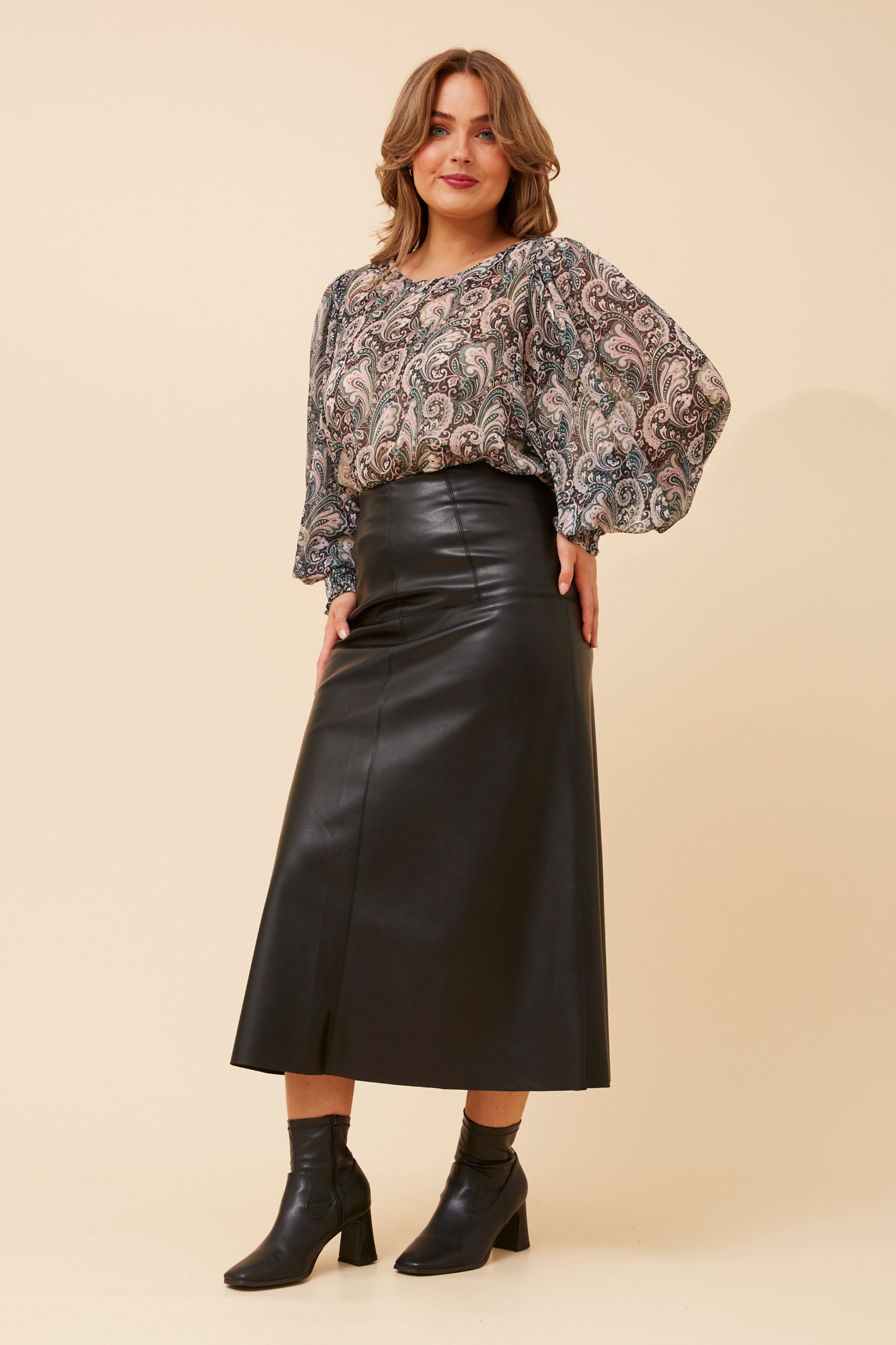 CLASSIC PAISLEY PRINT BLOUSE