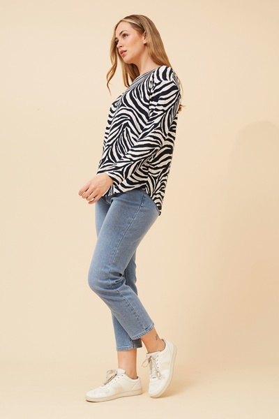 CLIO ANIMAL PRINT TOP