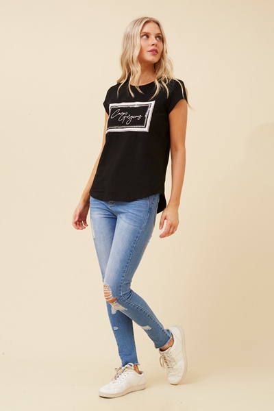 COCO EMBELLISHED TEE