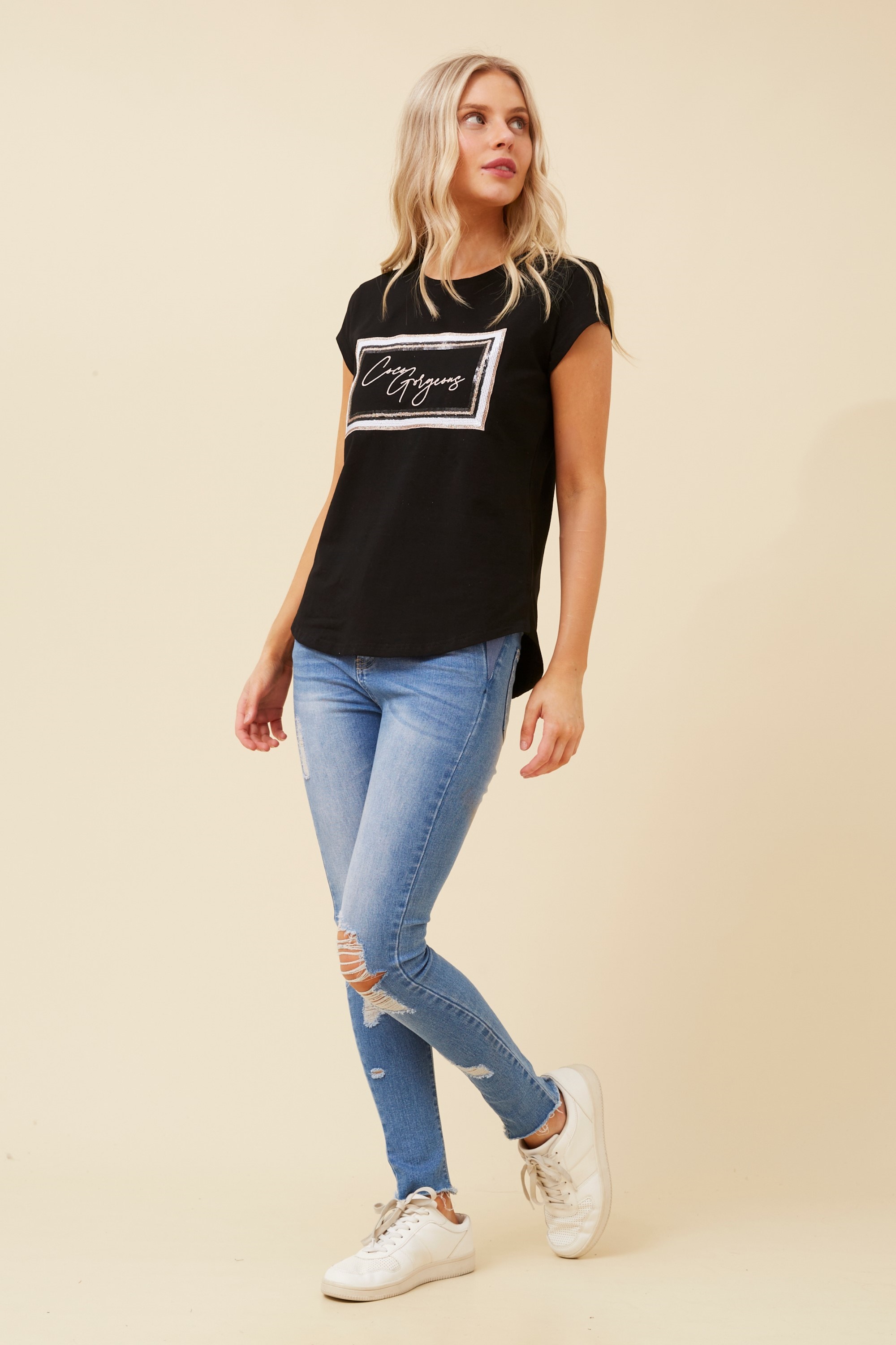 COCO EMBELLISHED TEE