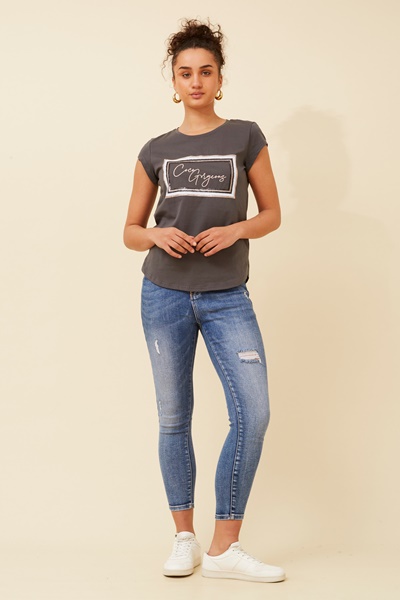 COCO EMBELLISHED TEE