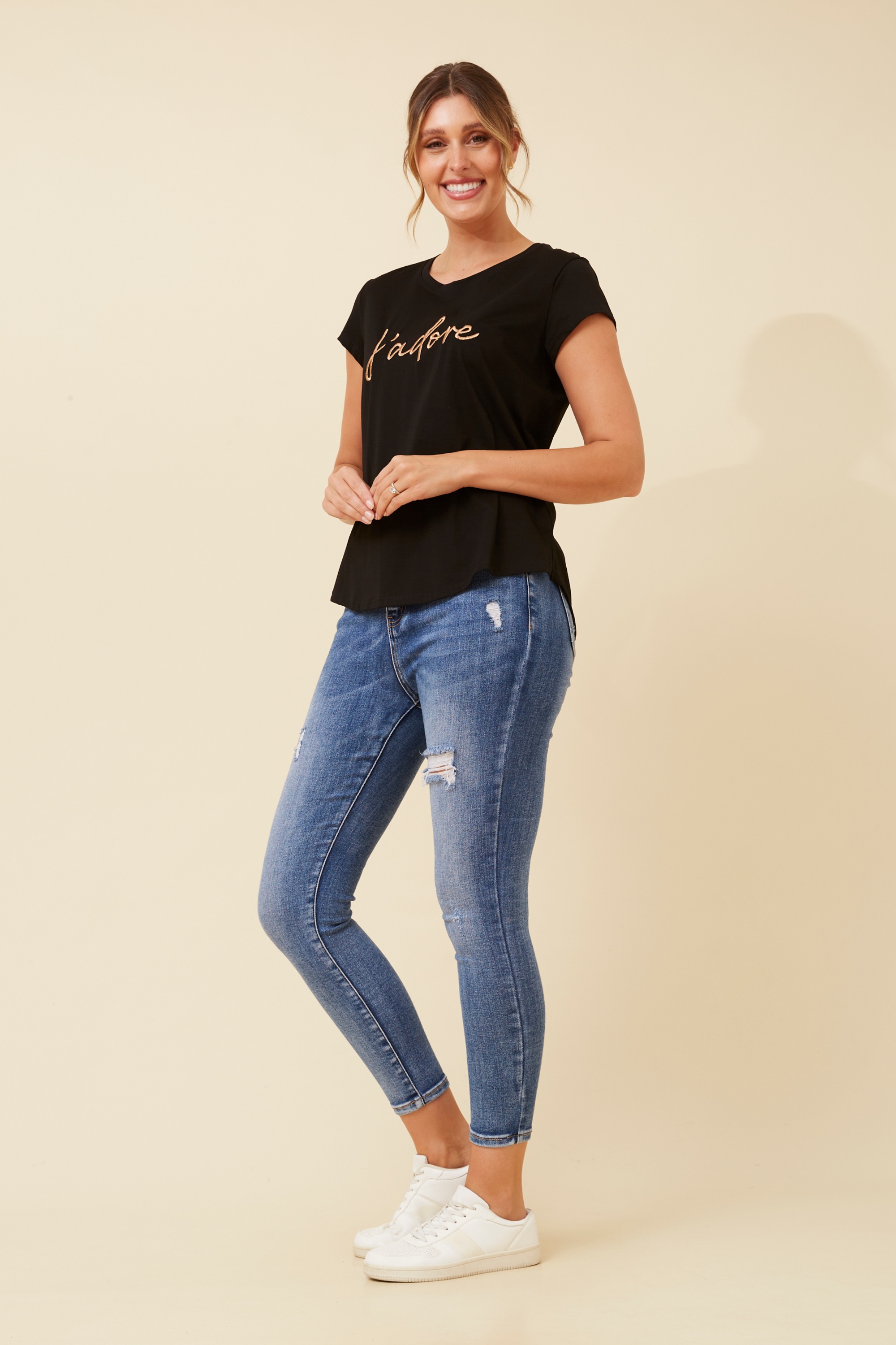 COCO JADORE EMBROIDERED TEE
