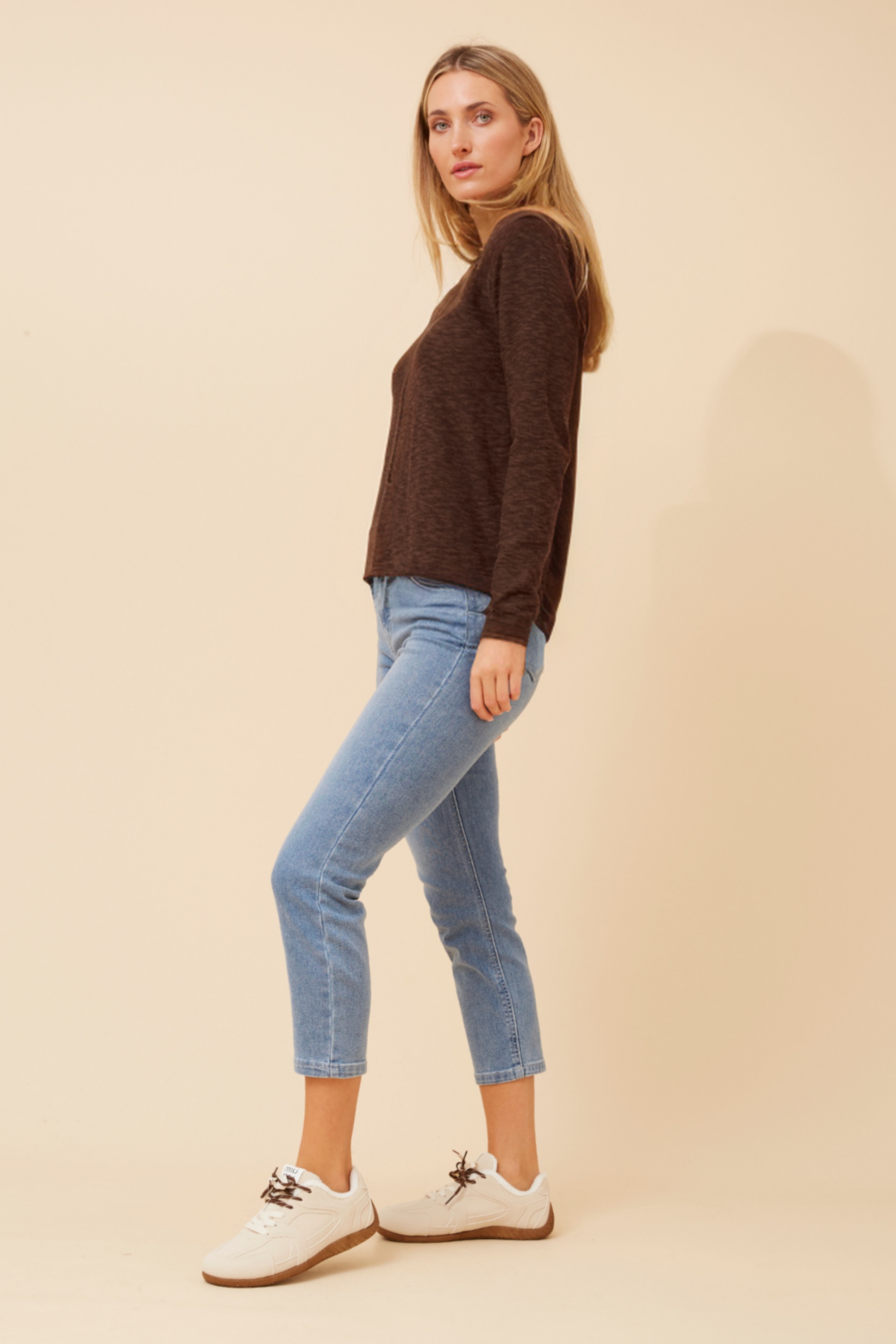 CONSUELA SOLID KNIT PULLOVER