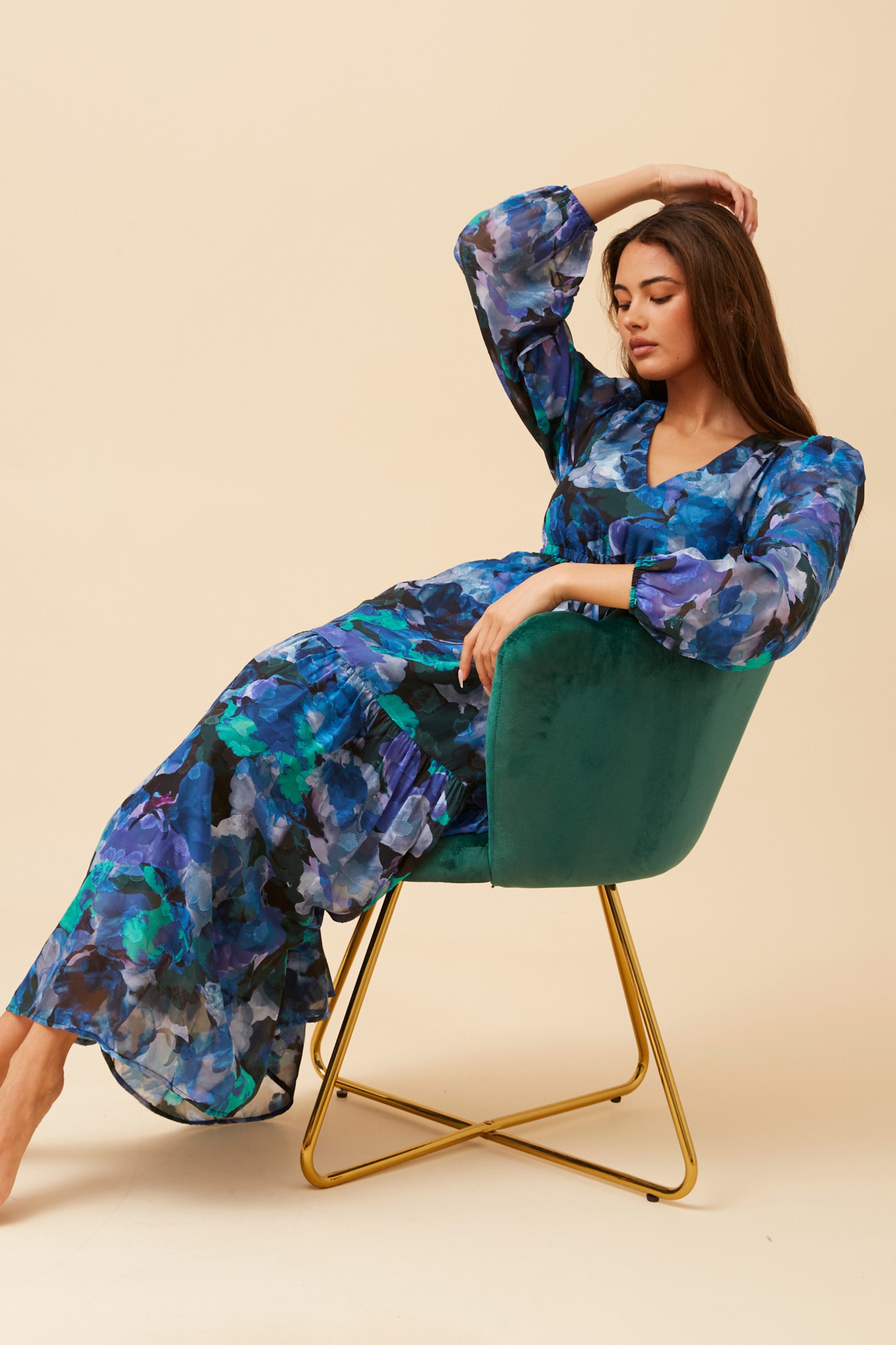 CRYSTELLE ABSTRACT PRINT MAXI DRESS