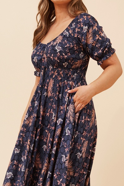 DAISY LEAF PRINT MAXI DRESS