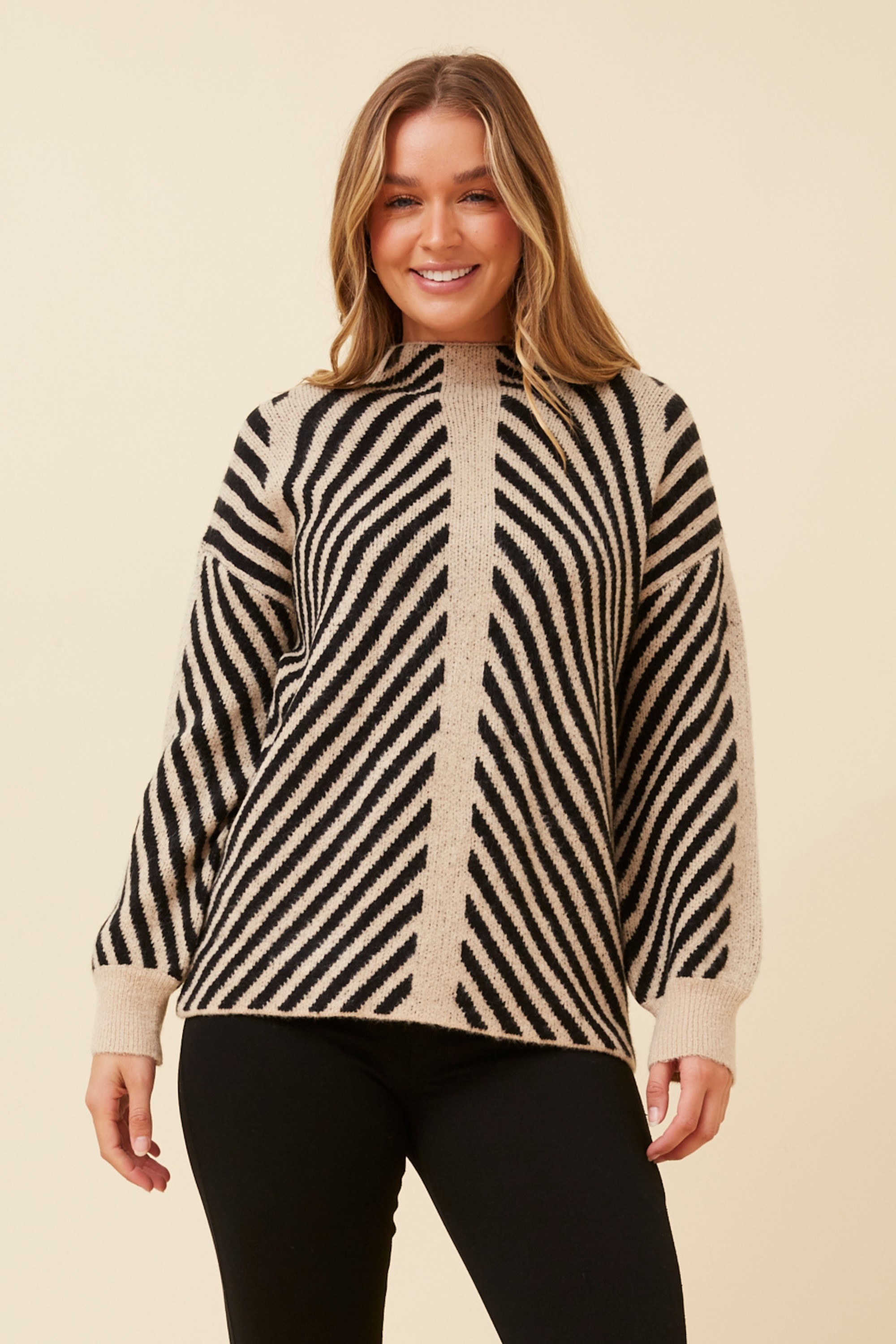 DARRELLE STRIPE PATTERN PULLOVER
