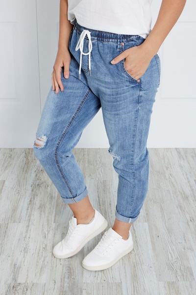 DISTRESSED DENIM JOGGER | FEMME Connection