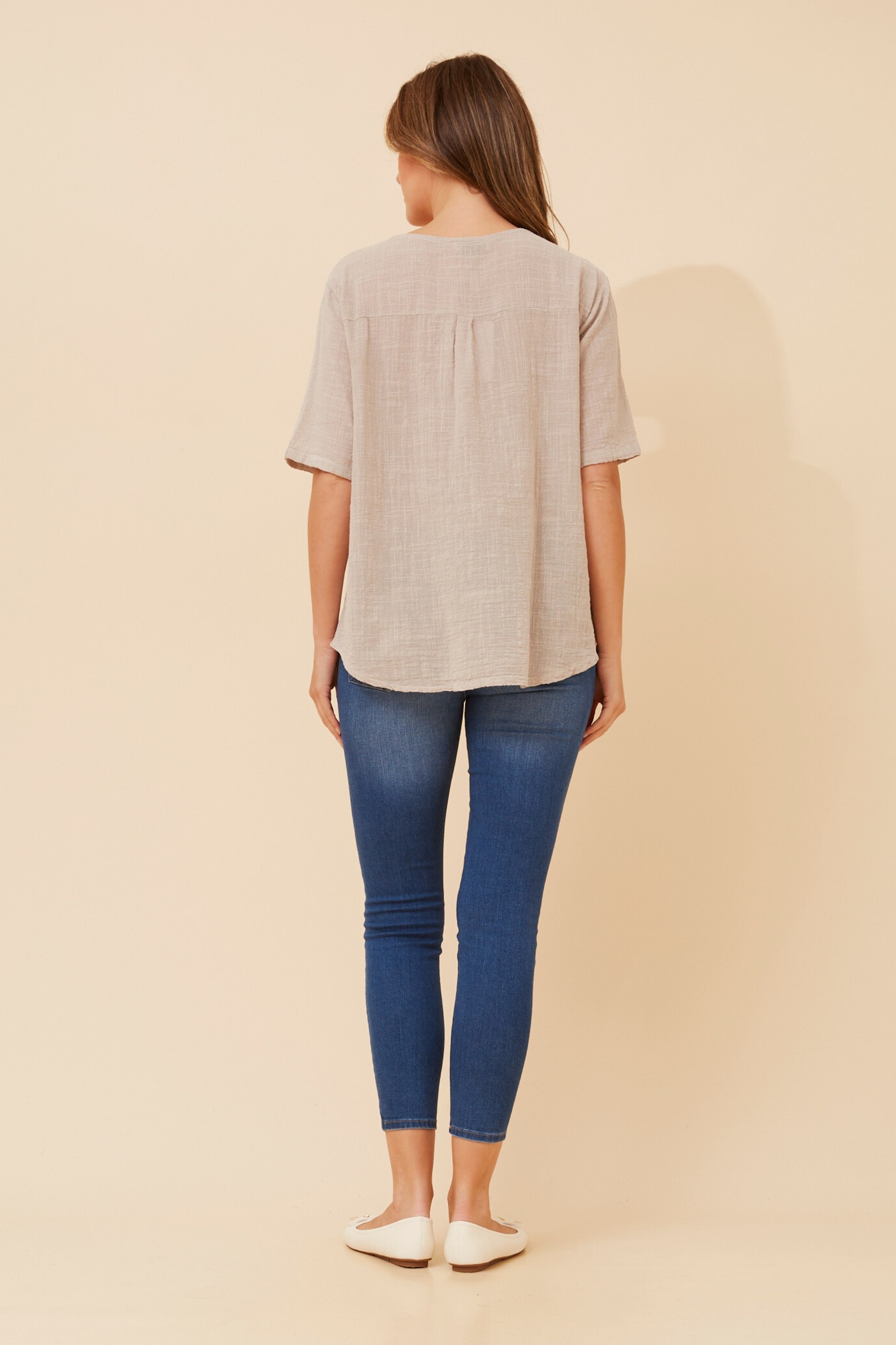 DONILA STATEMENT BUTTON TOP
