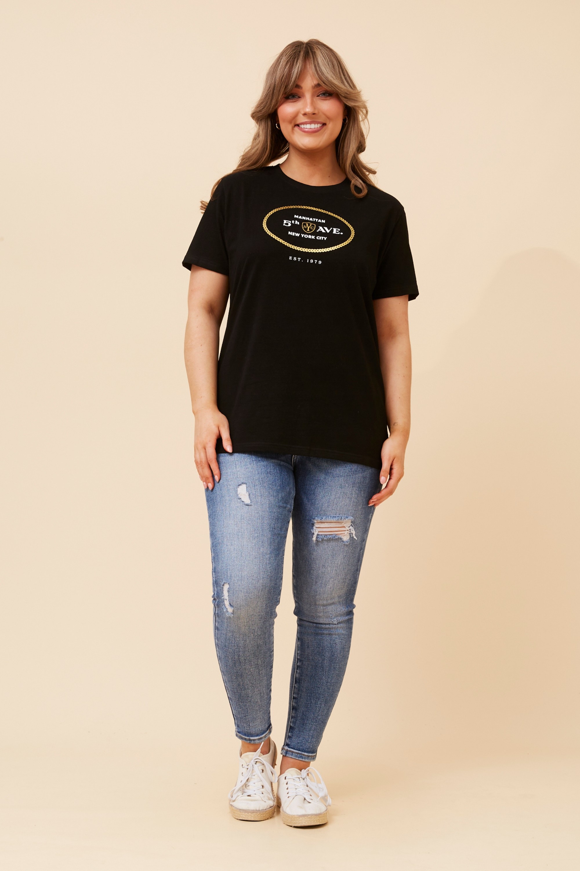 DOREEN GRAPHIC PRINT T-SHIRT