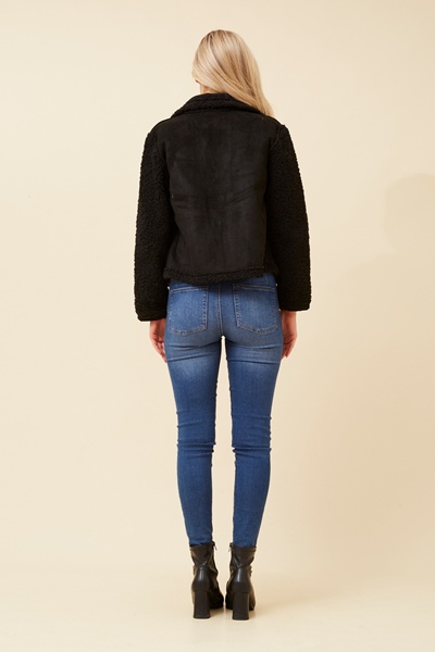 DOVEVA FAUX SUEDE SHERPA JACKET