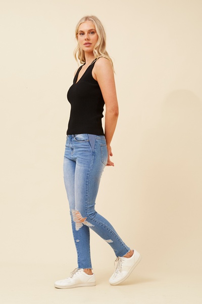 DOVIE SOLID KNIT VEST