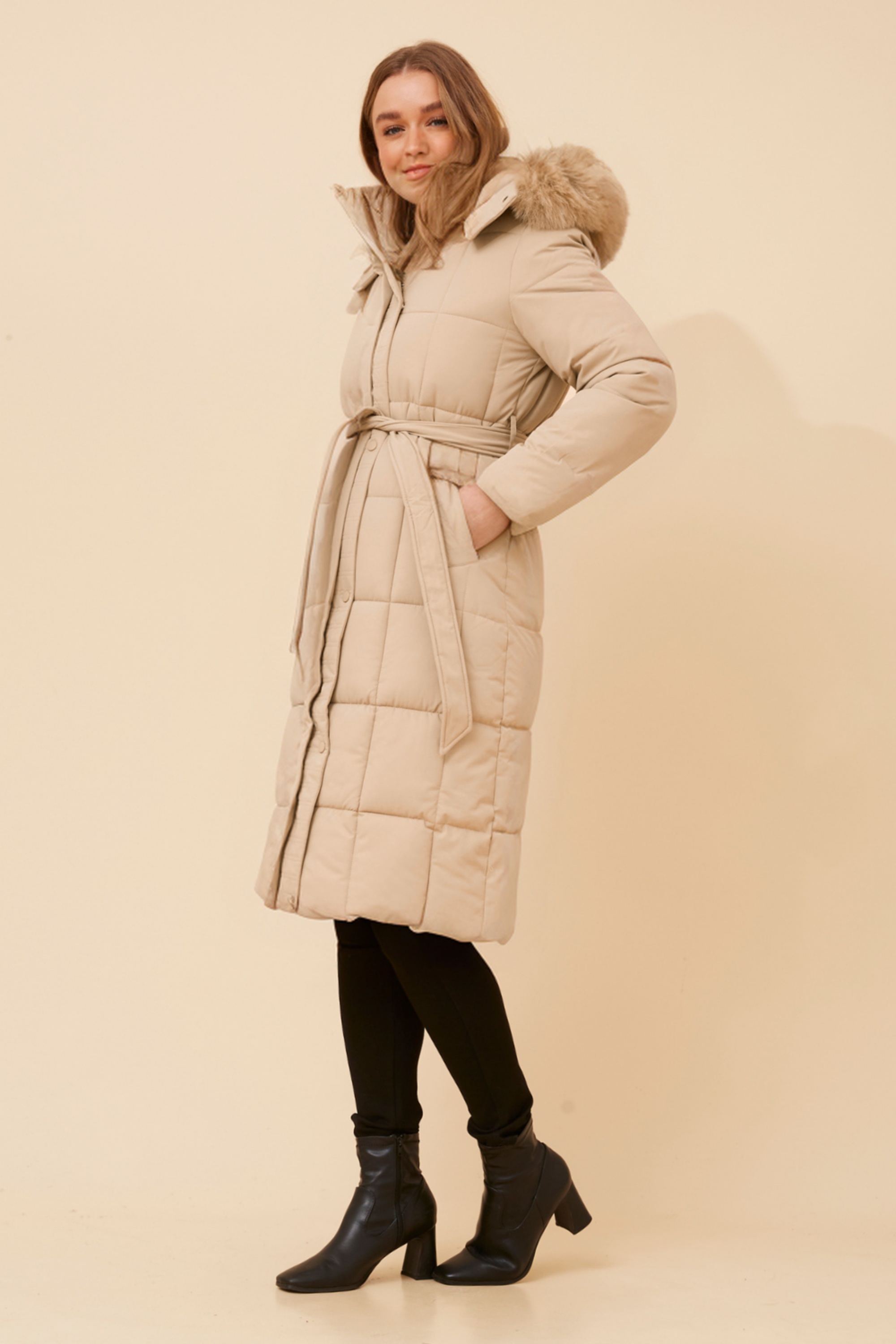 ELVERA SOLID PUFFER COAT