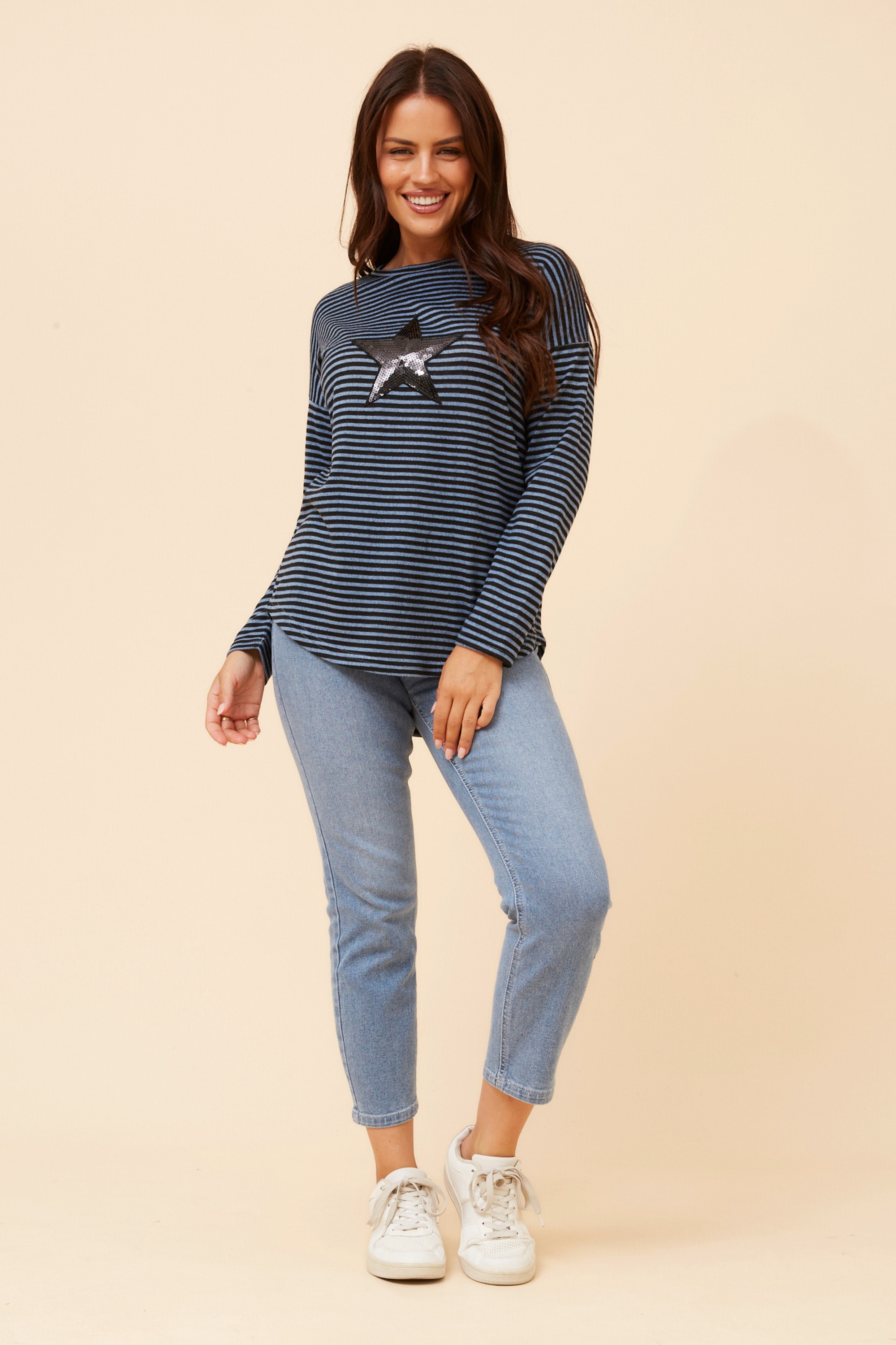 EVA SEQUIN STAR TOP